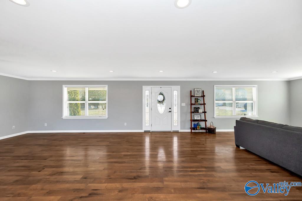593 Henry Taylor Road