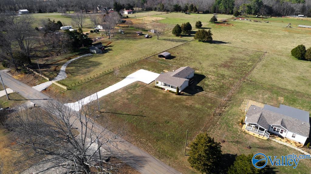 593 Henry Taylor Road
