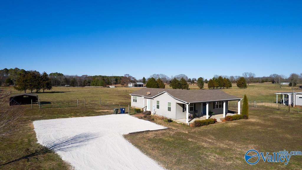 593 Henry Taylor Road