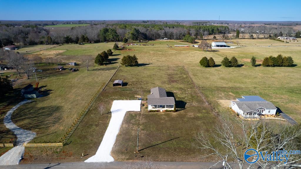 593 Henry Taylor Road