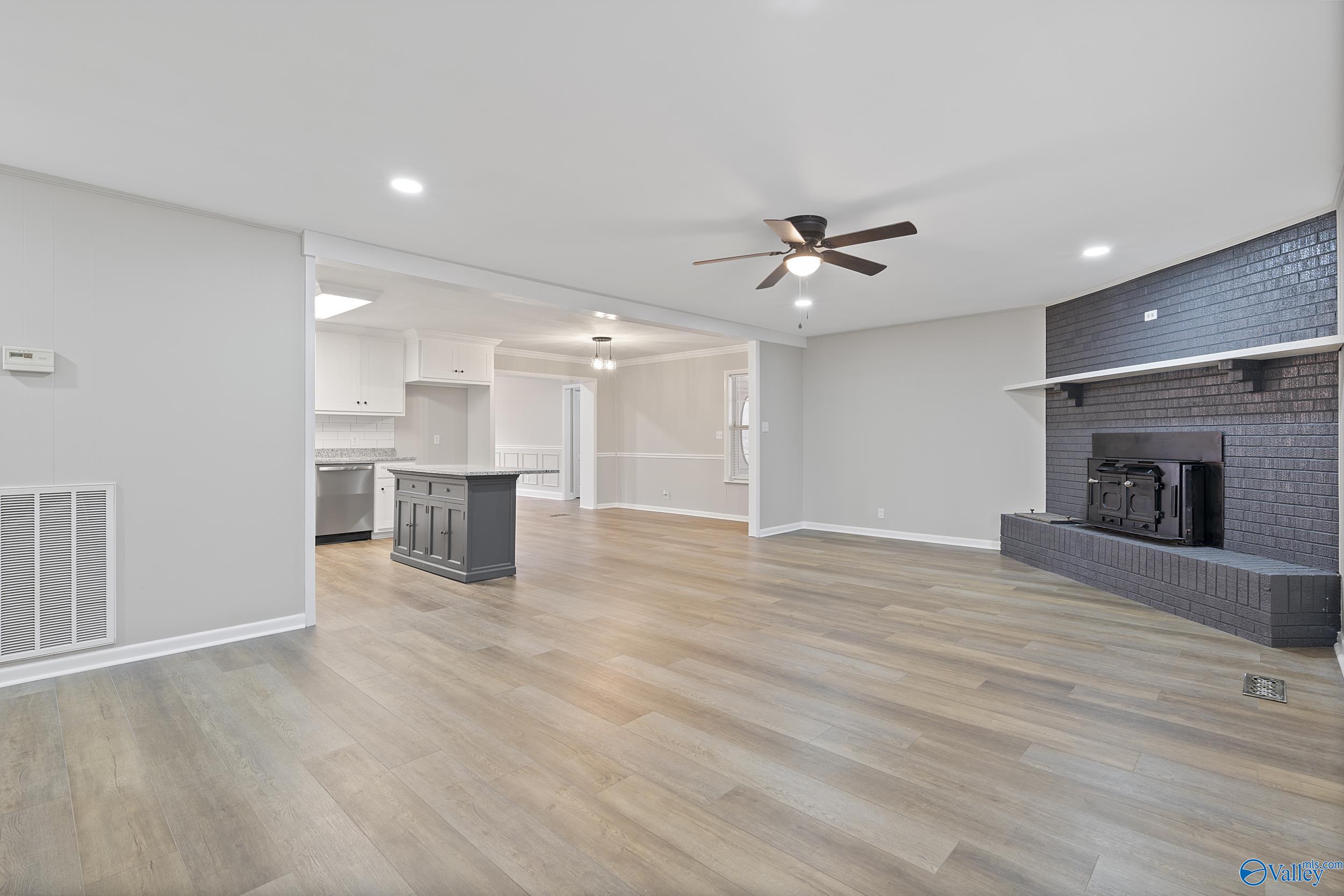 7192 Moores Mill Road