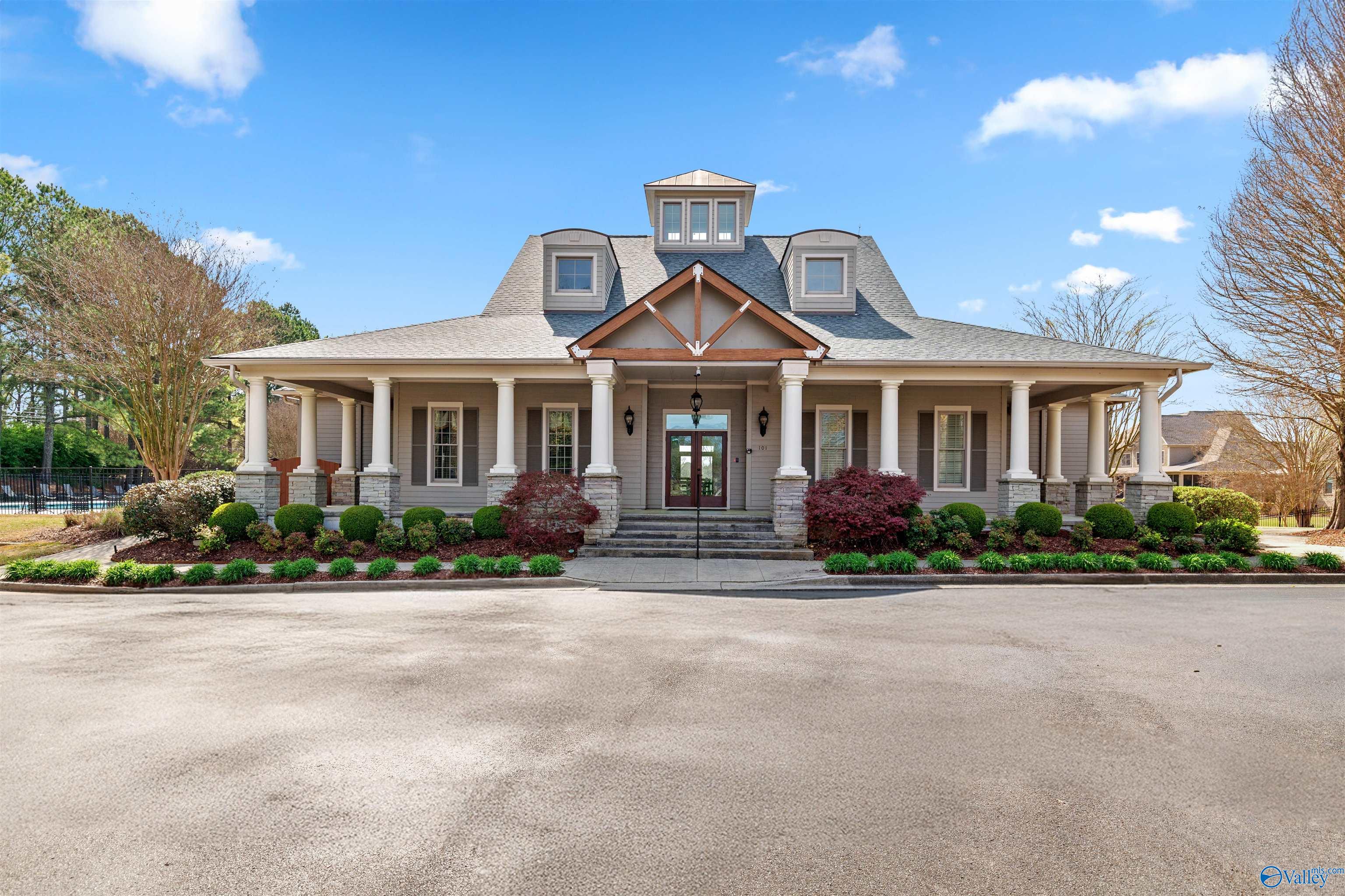 106 Shoreline Drive