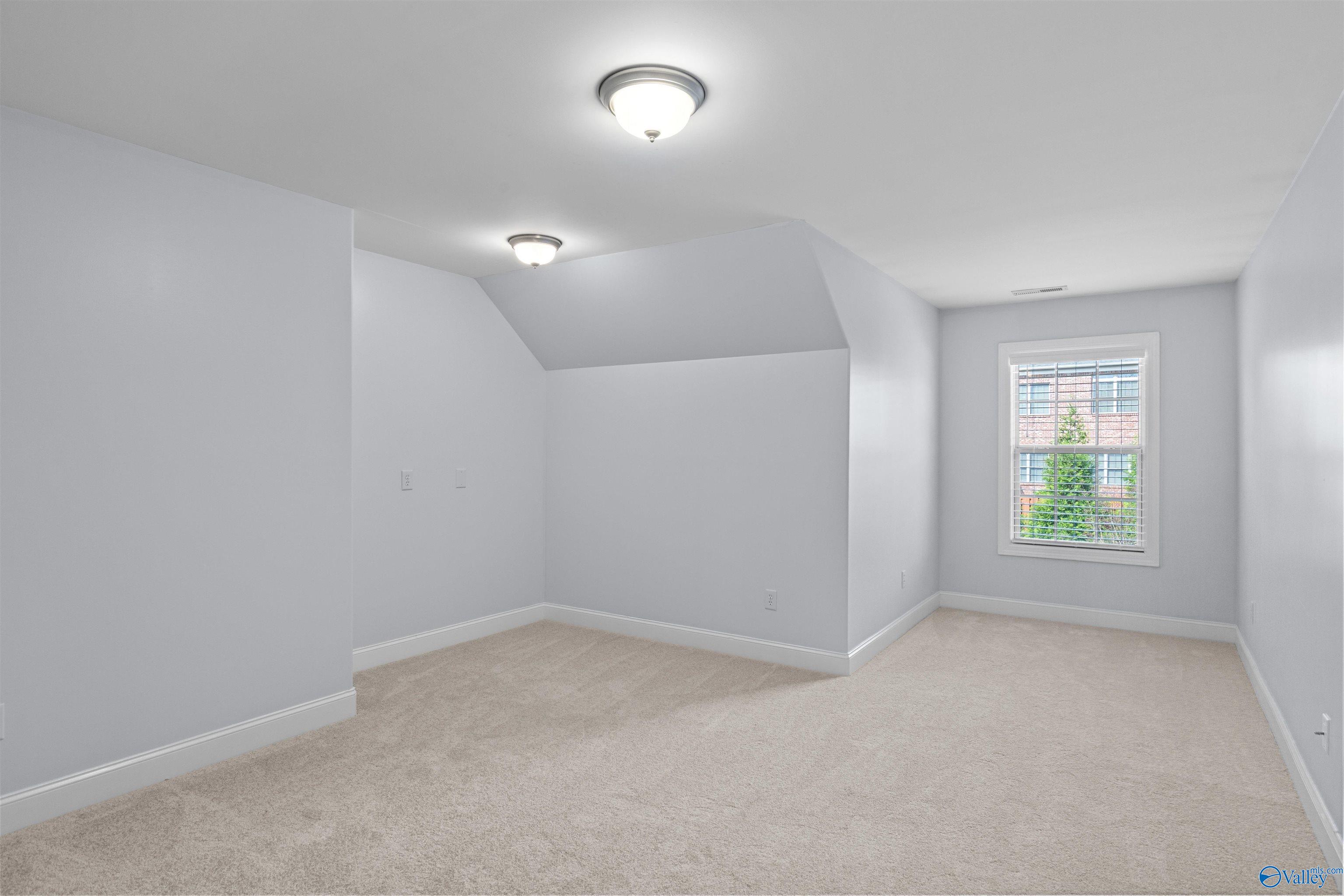 106 Shoreline Drive