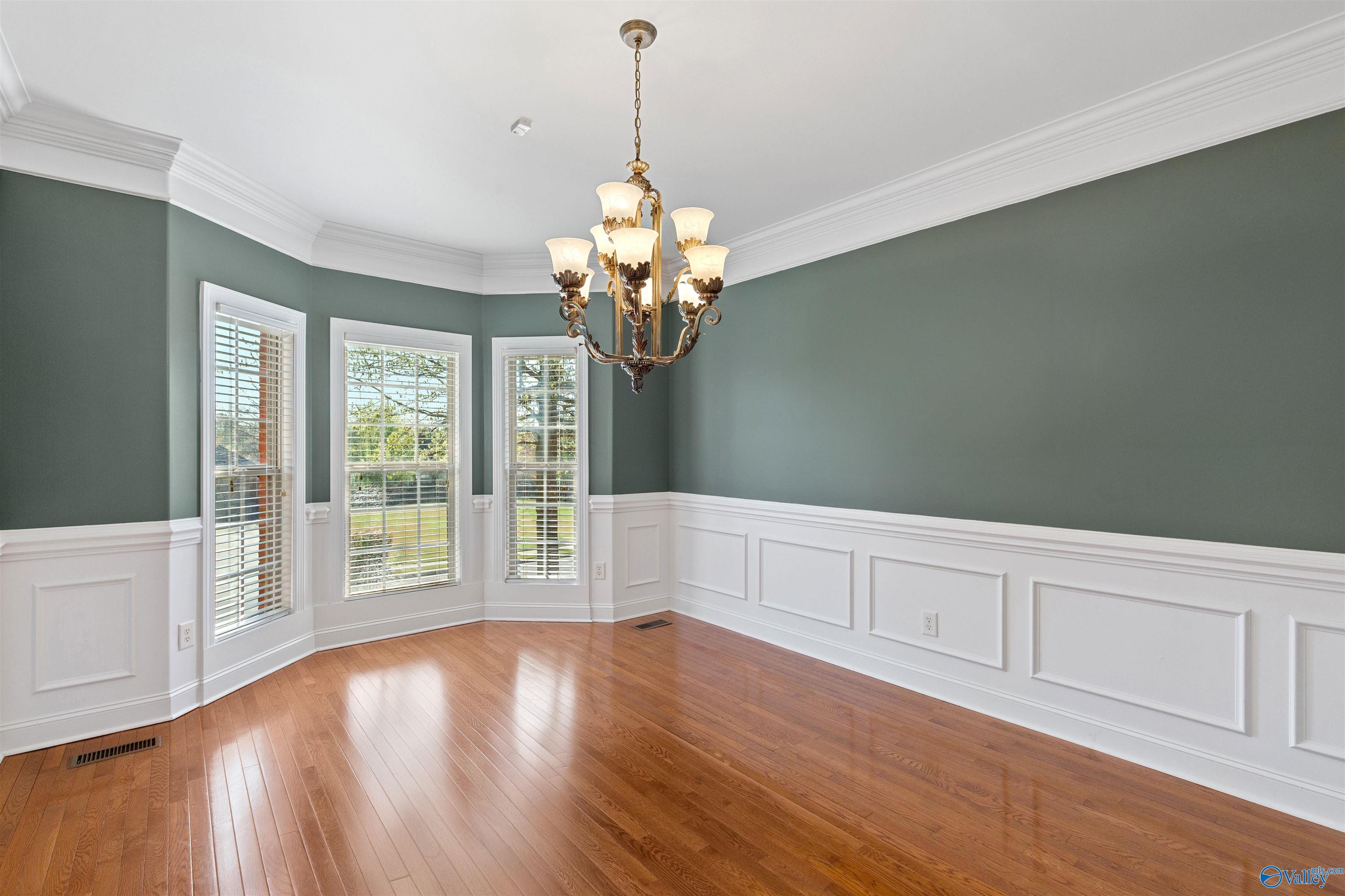 106 Shoreline Drive