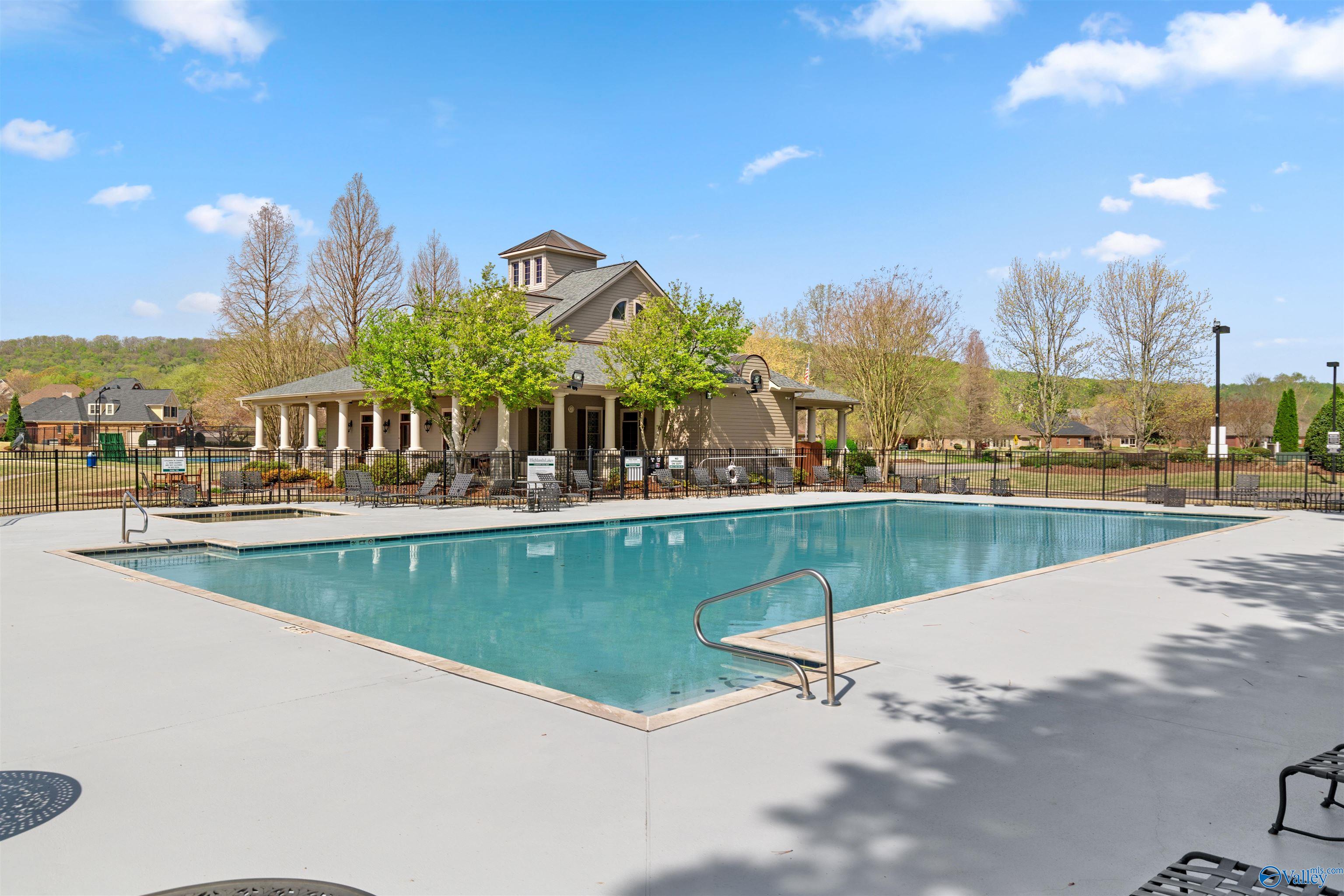 106 Shoreline Drive