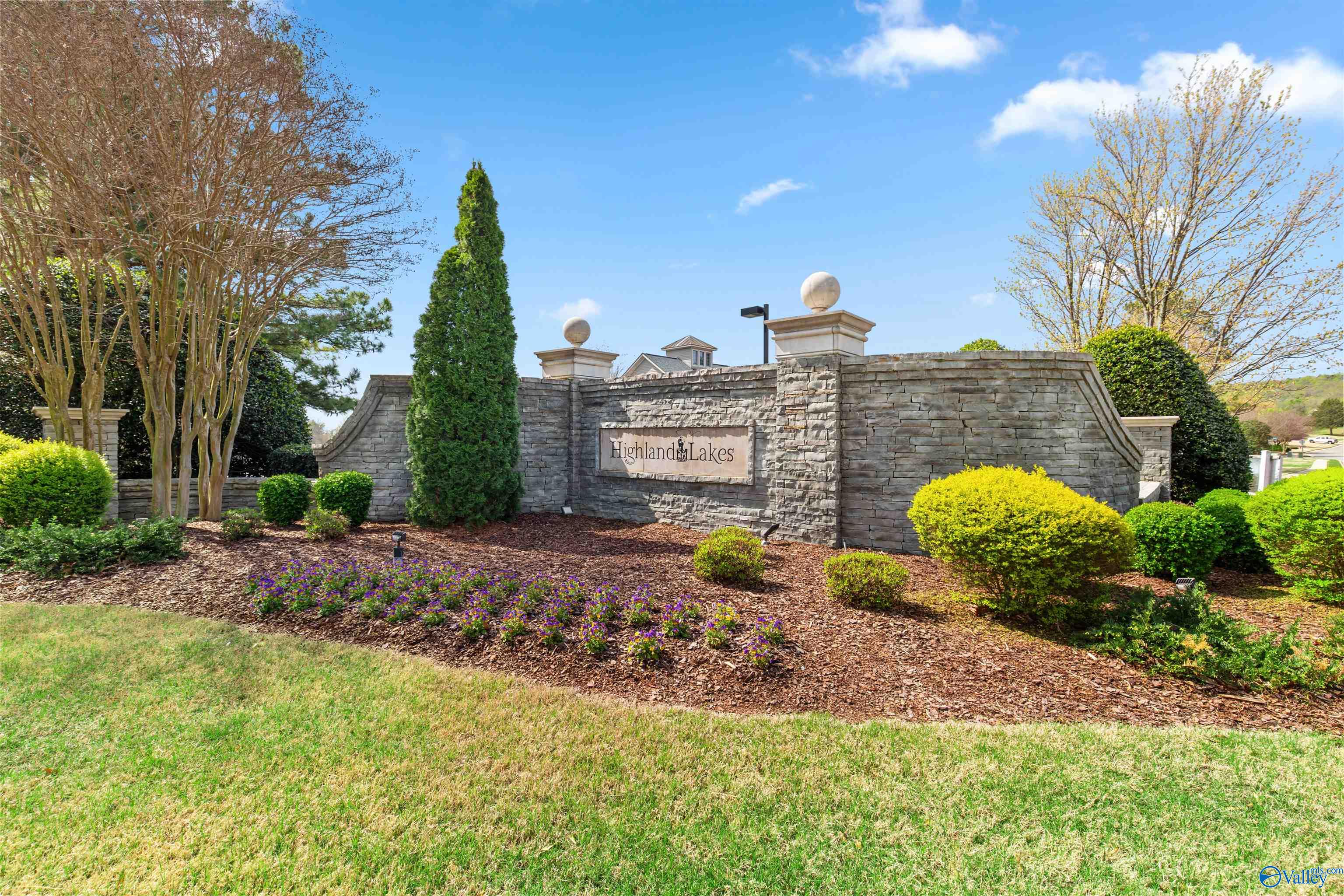 106 Shoreline Drive