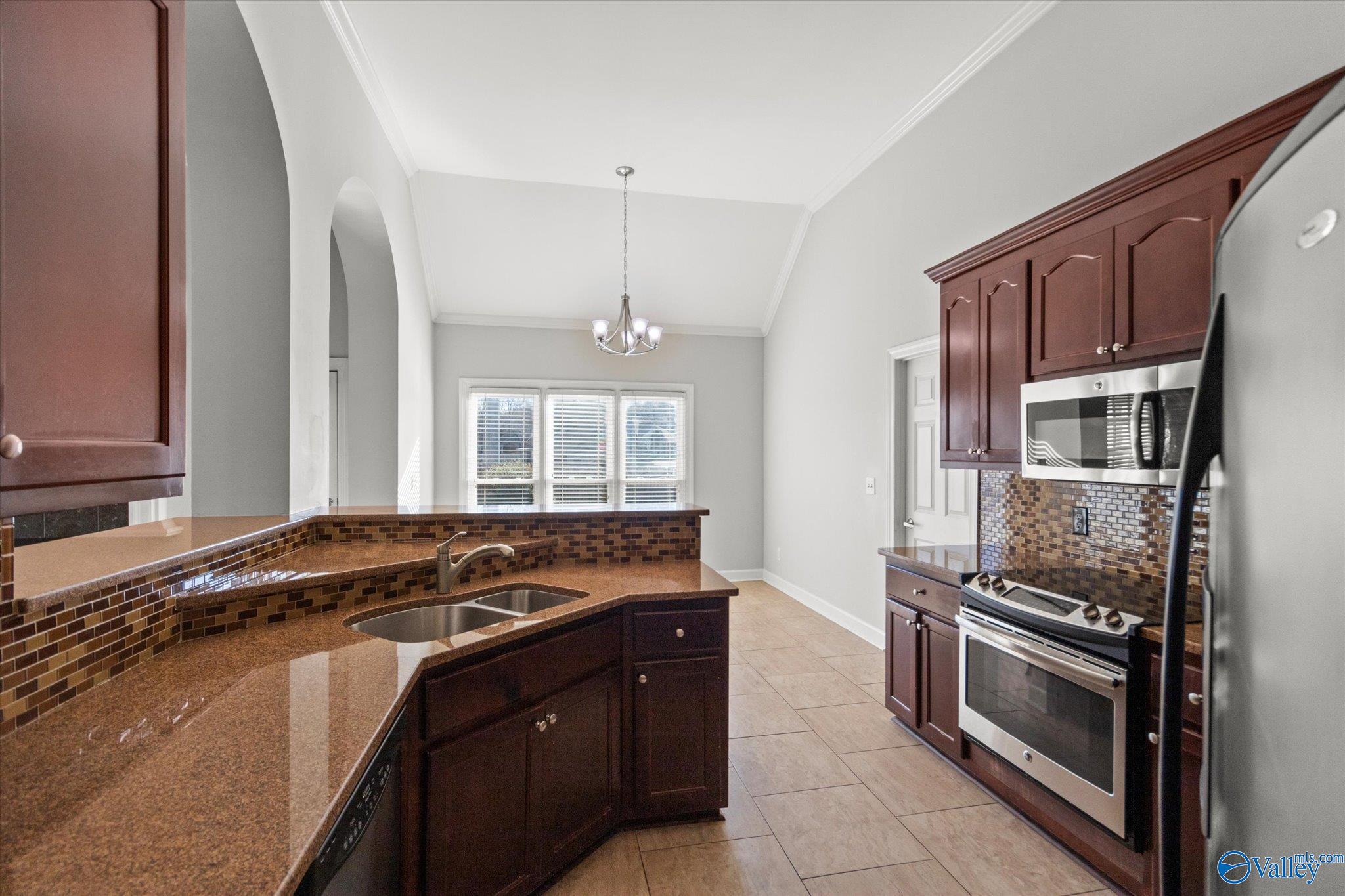 13004 Camden Circle SE