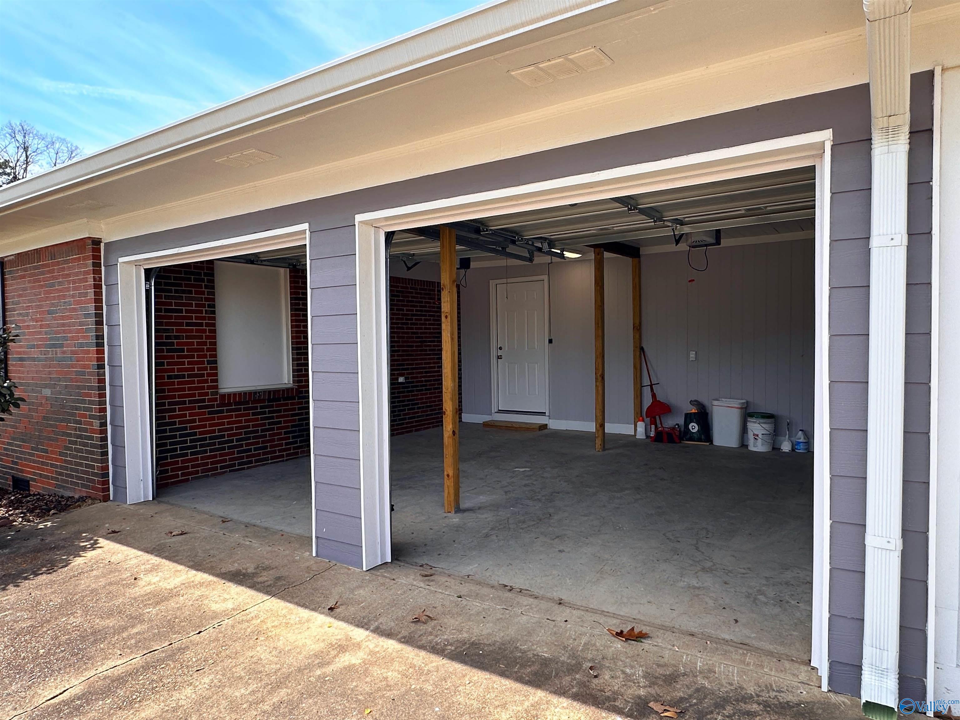 2553 N Brindlee Mountain Parkway