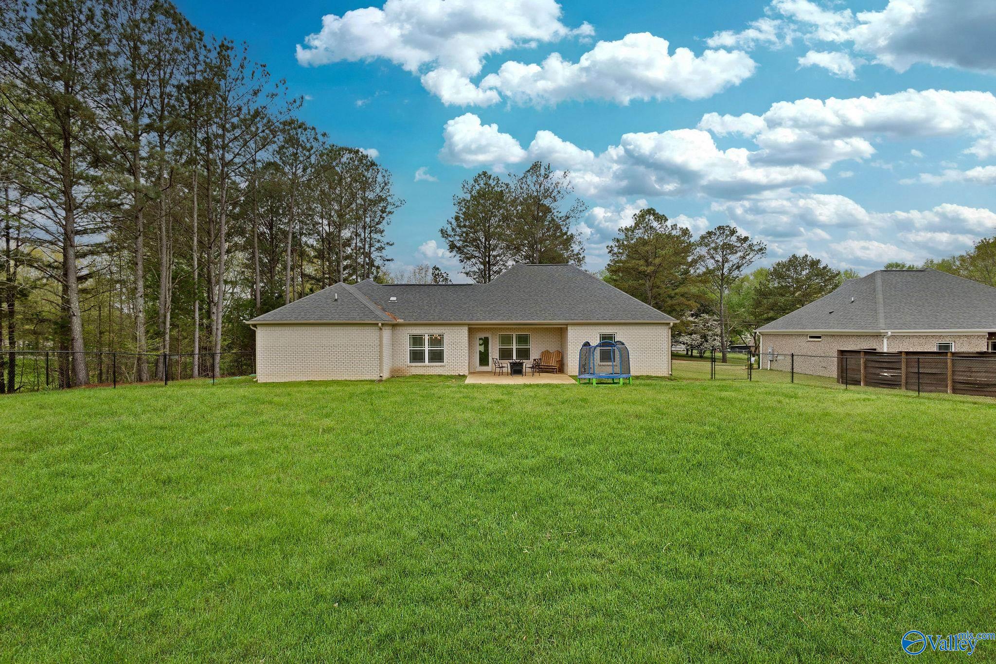 123 Shady Oak Lane