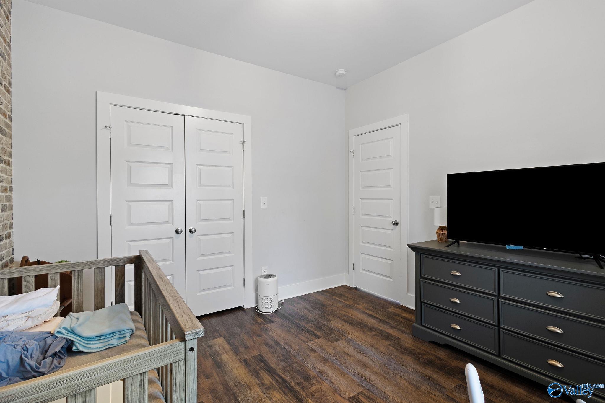 123 Shady Oak Lane