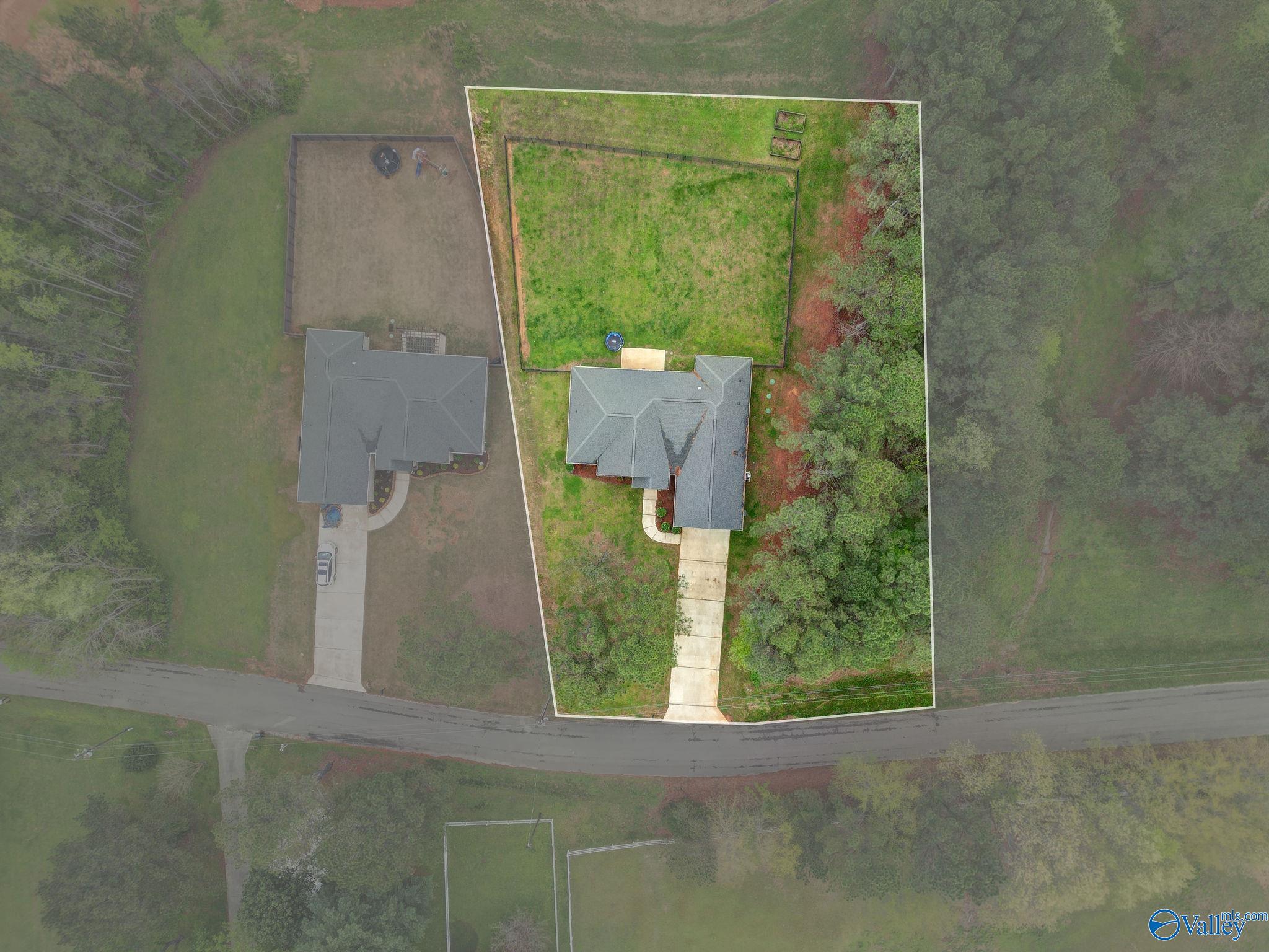 123 Shady Oak Lane