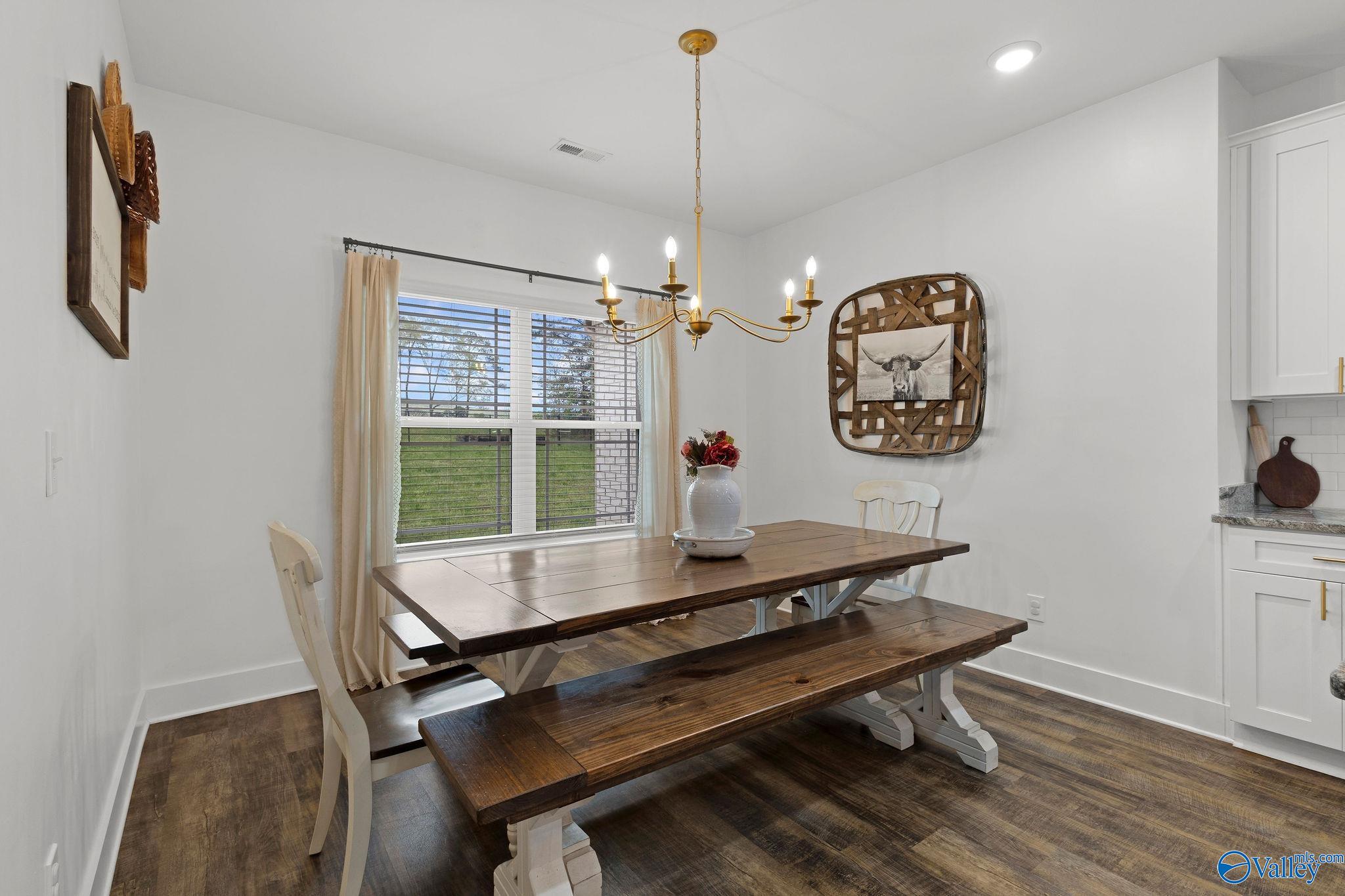 123 Shady Oak Lane