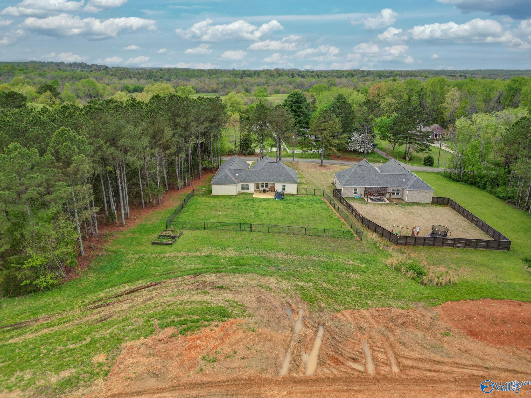 123 Shady Oak Lane