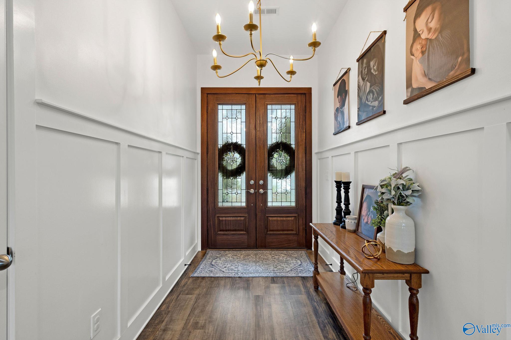 123 Shady Oak Lane