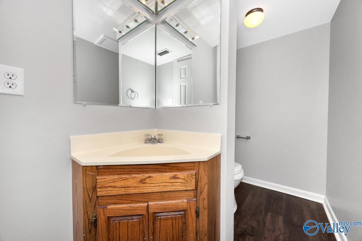 1007 Seina Vista Drive