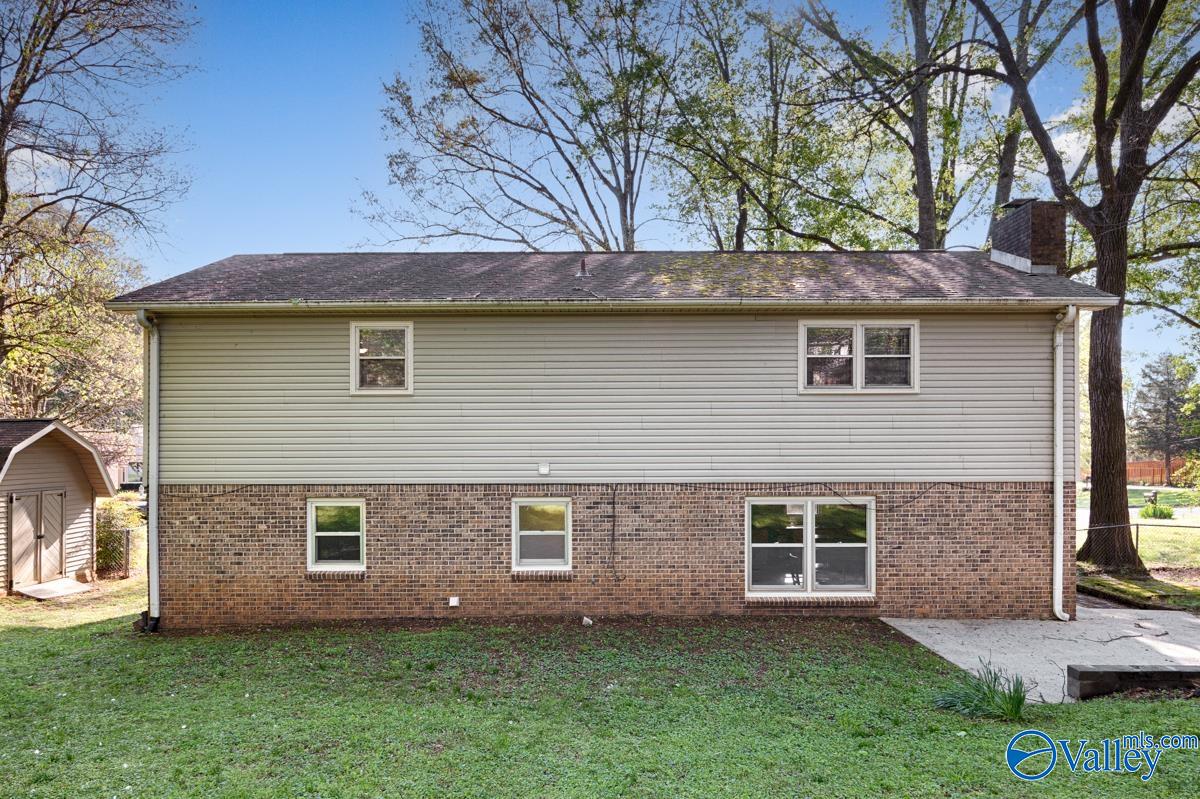 1007 Seina Vista Drive