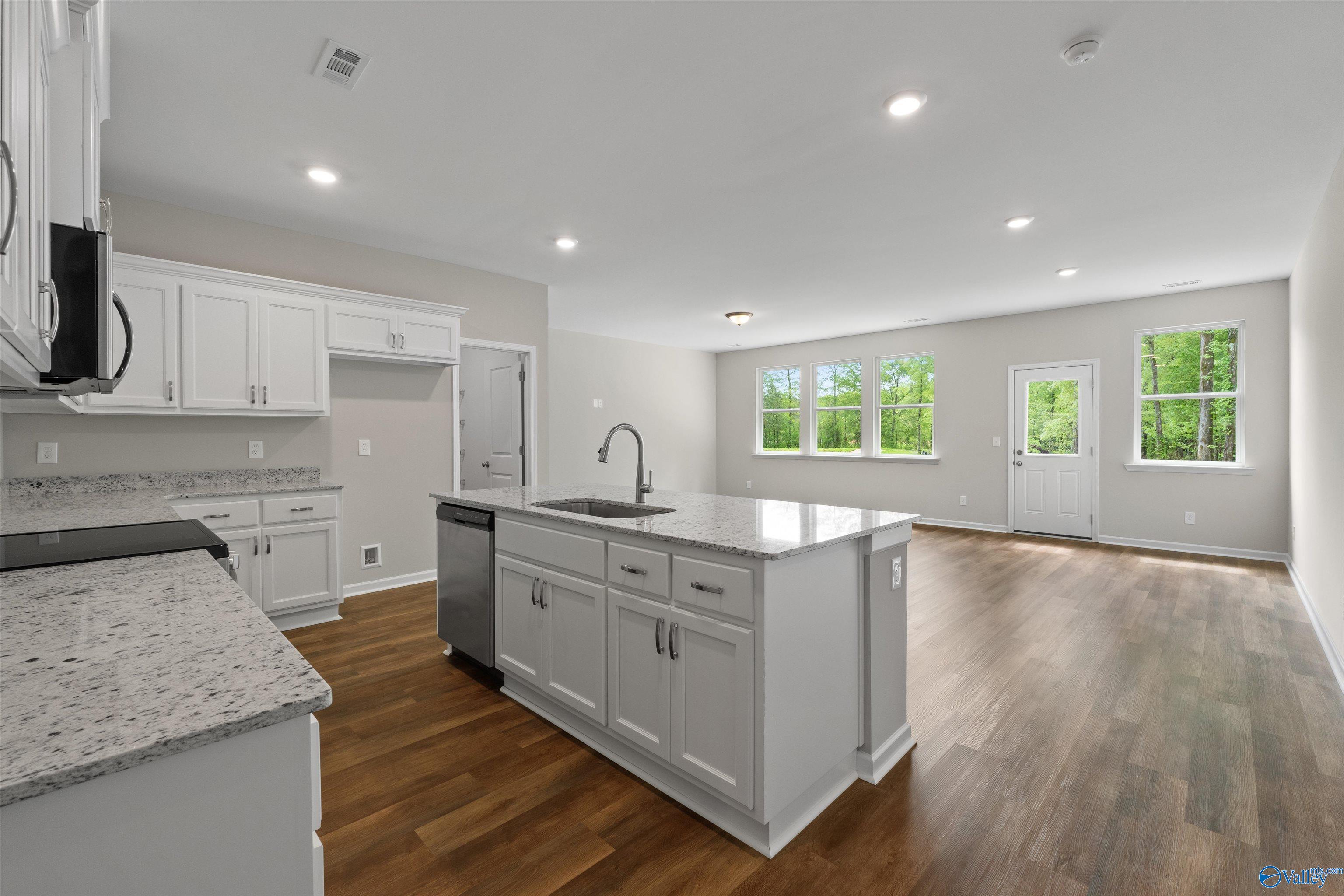 208 Hibiscus Drive