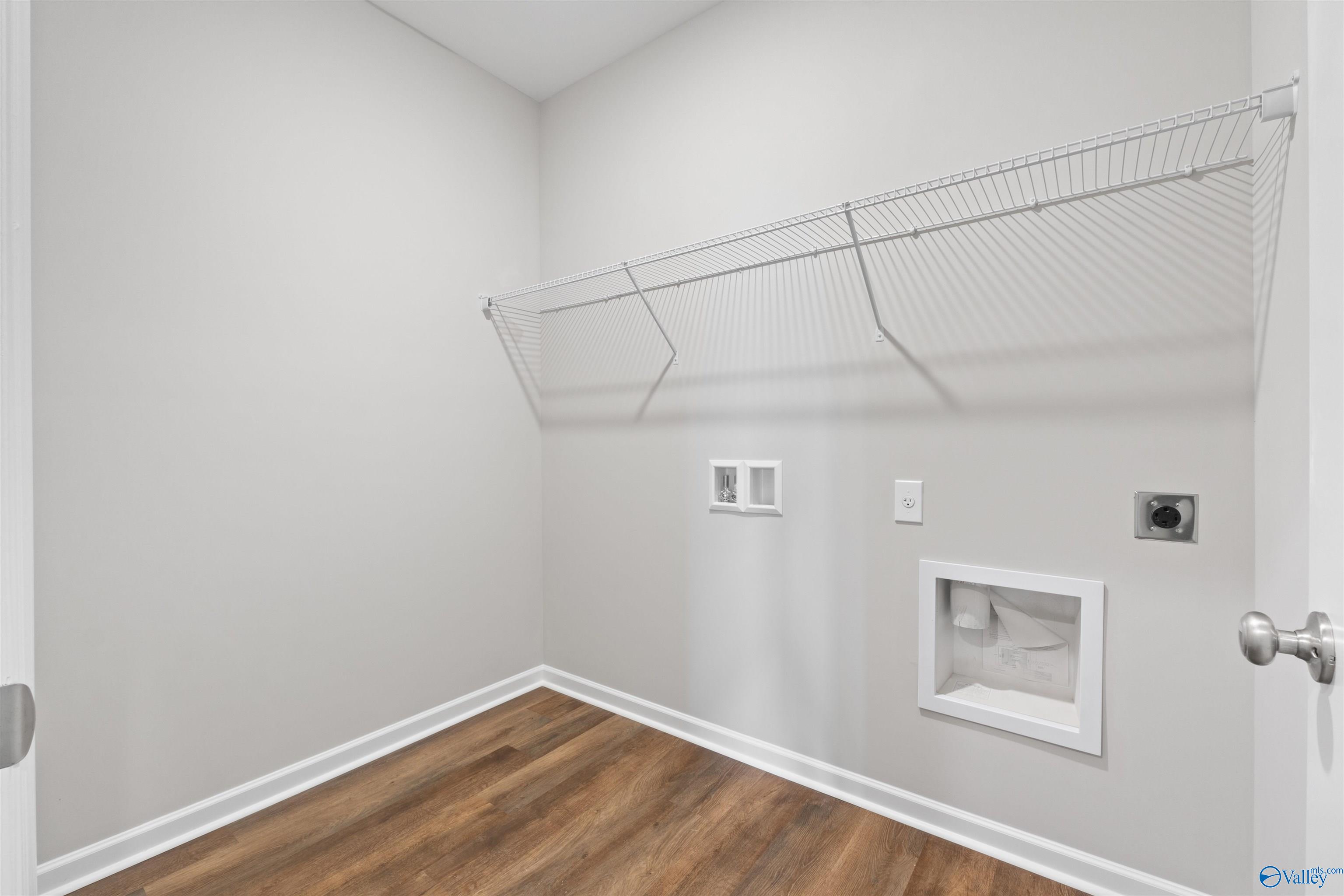 208 Hibiscus Drive