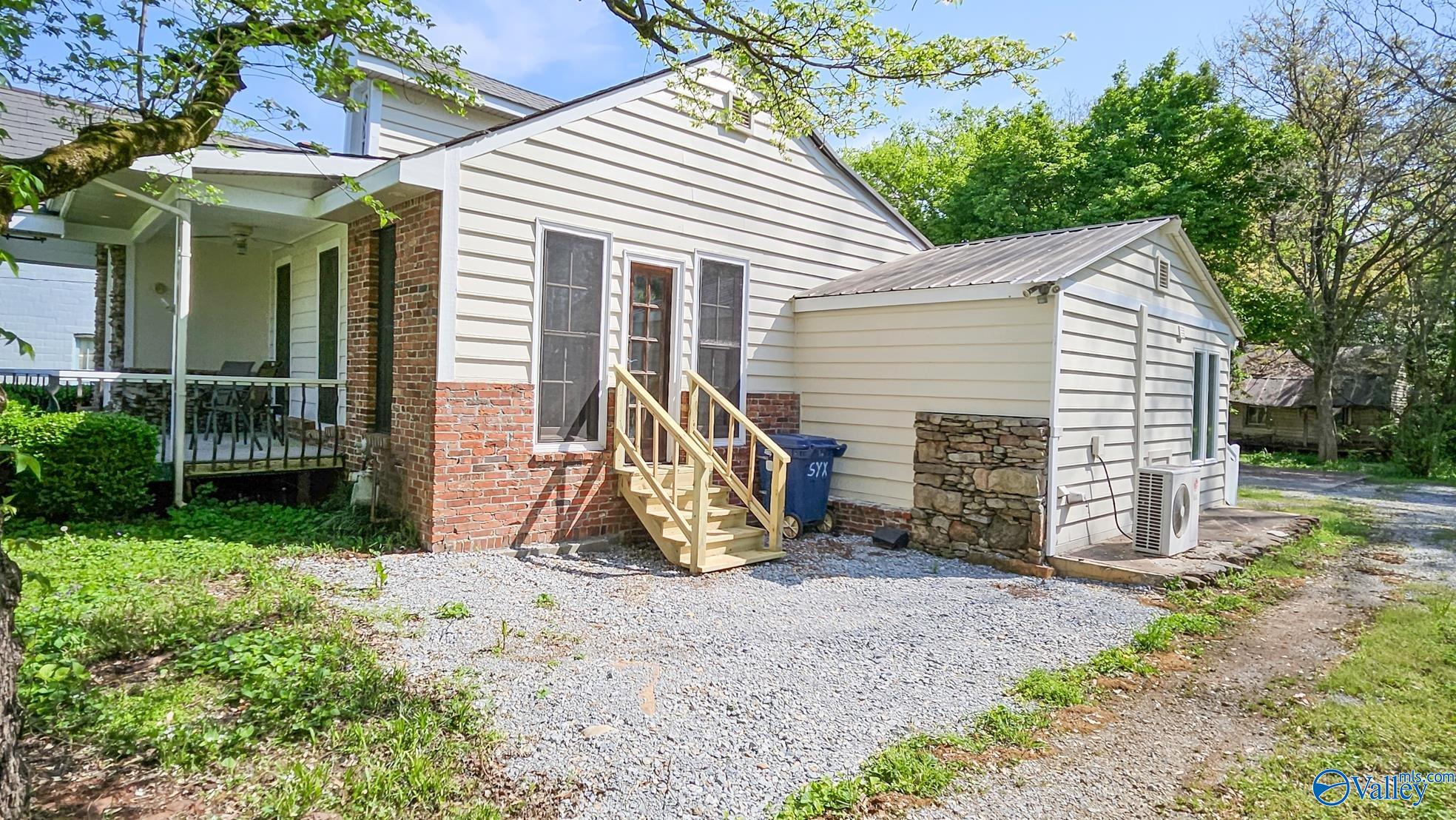 6804 Mooresville Road