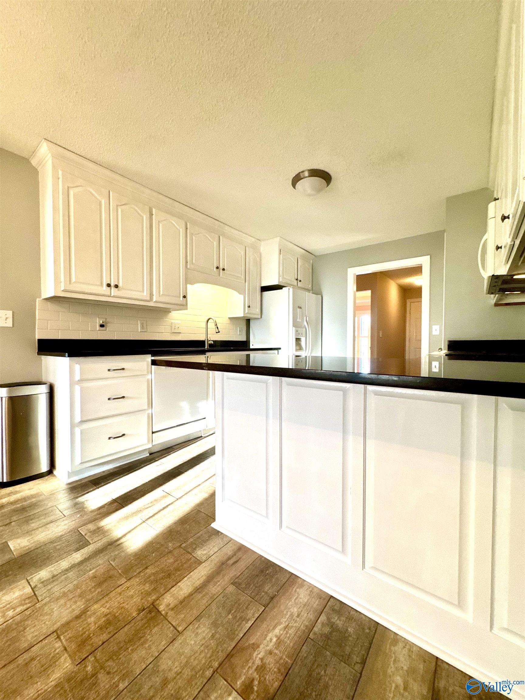 114 Ada Drive SE