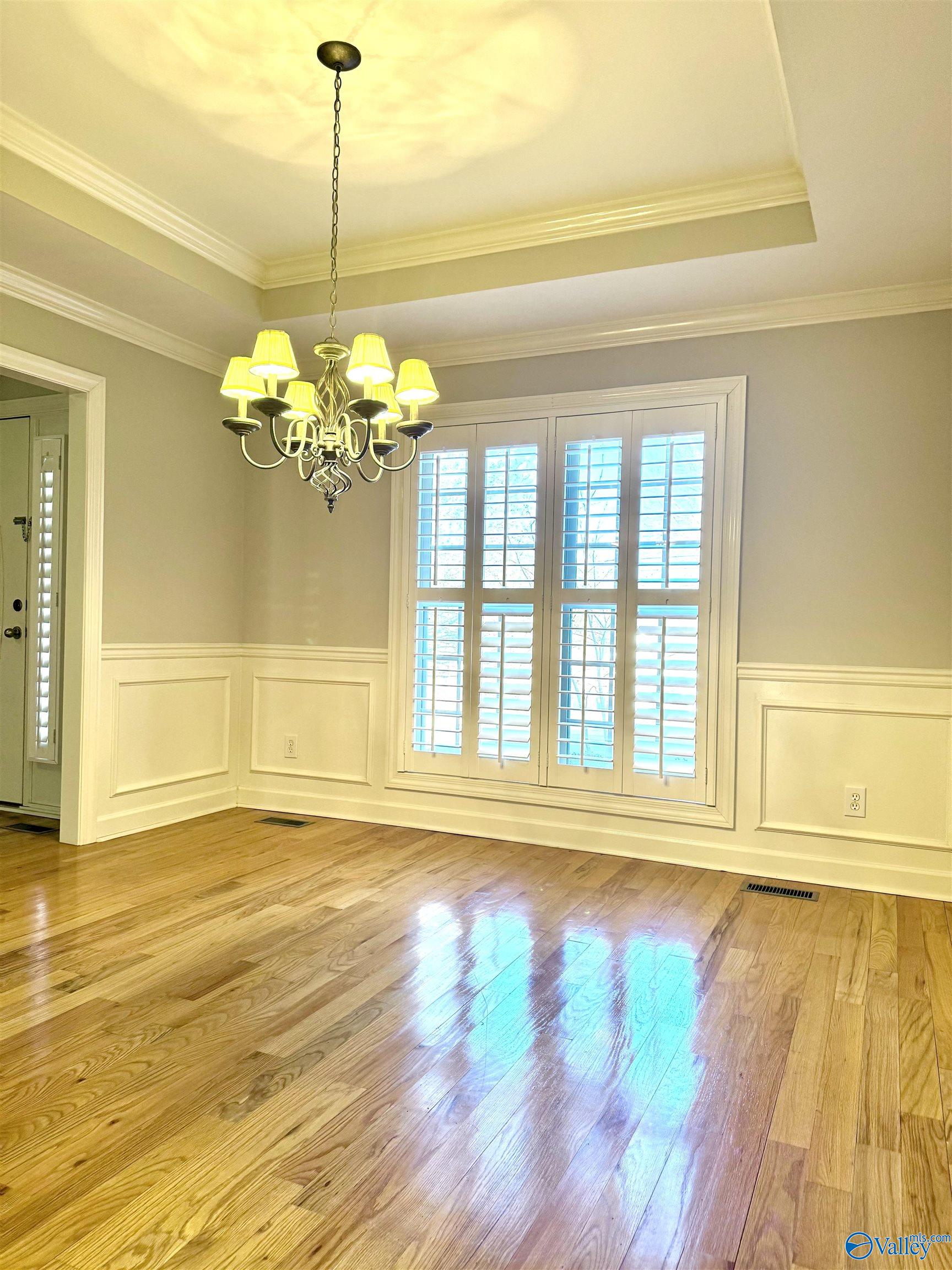 114 Ada Drive SE