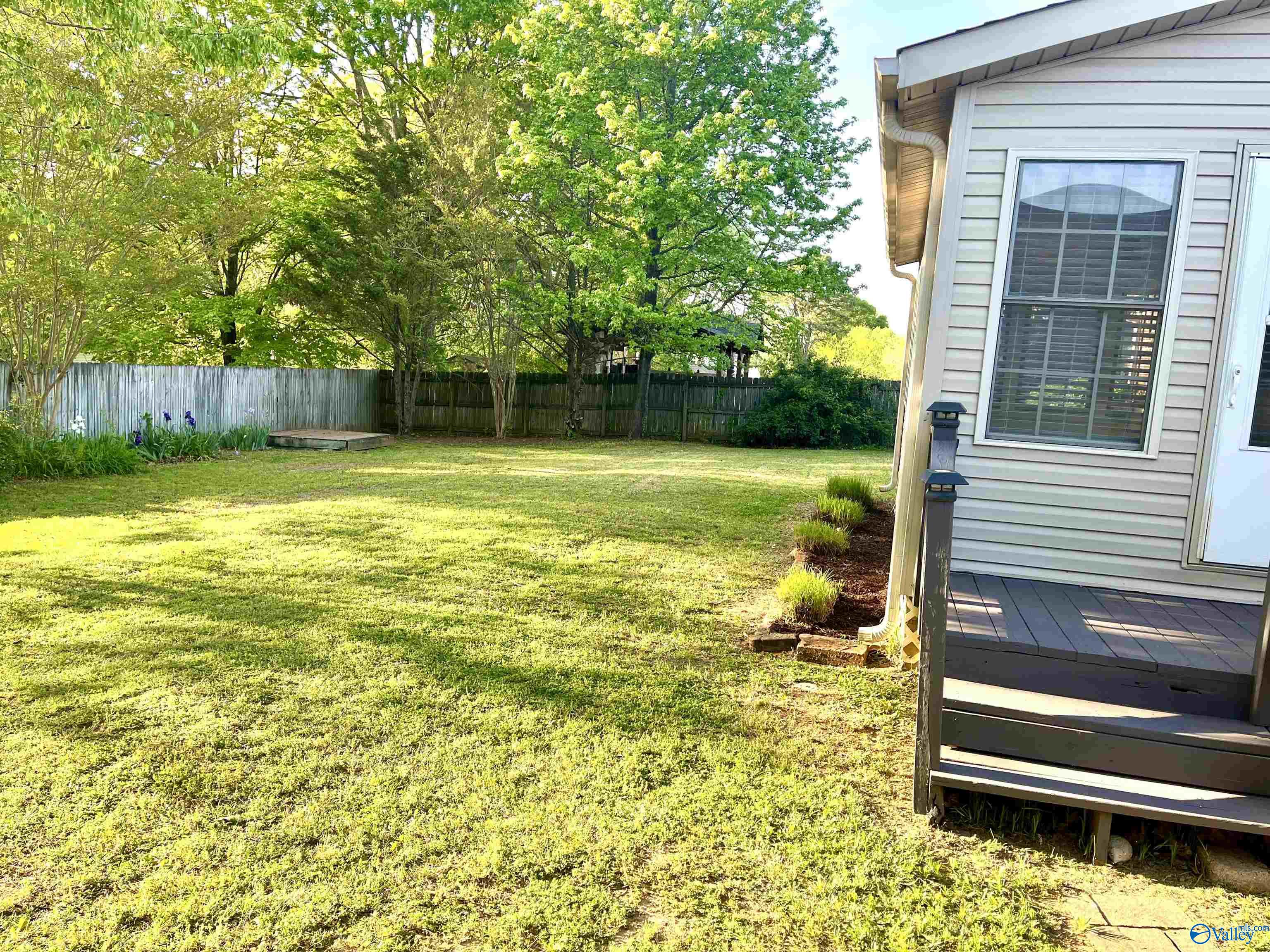 114 Ada Drive SE