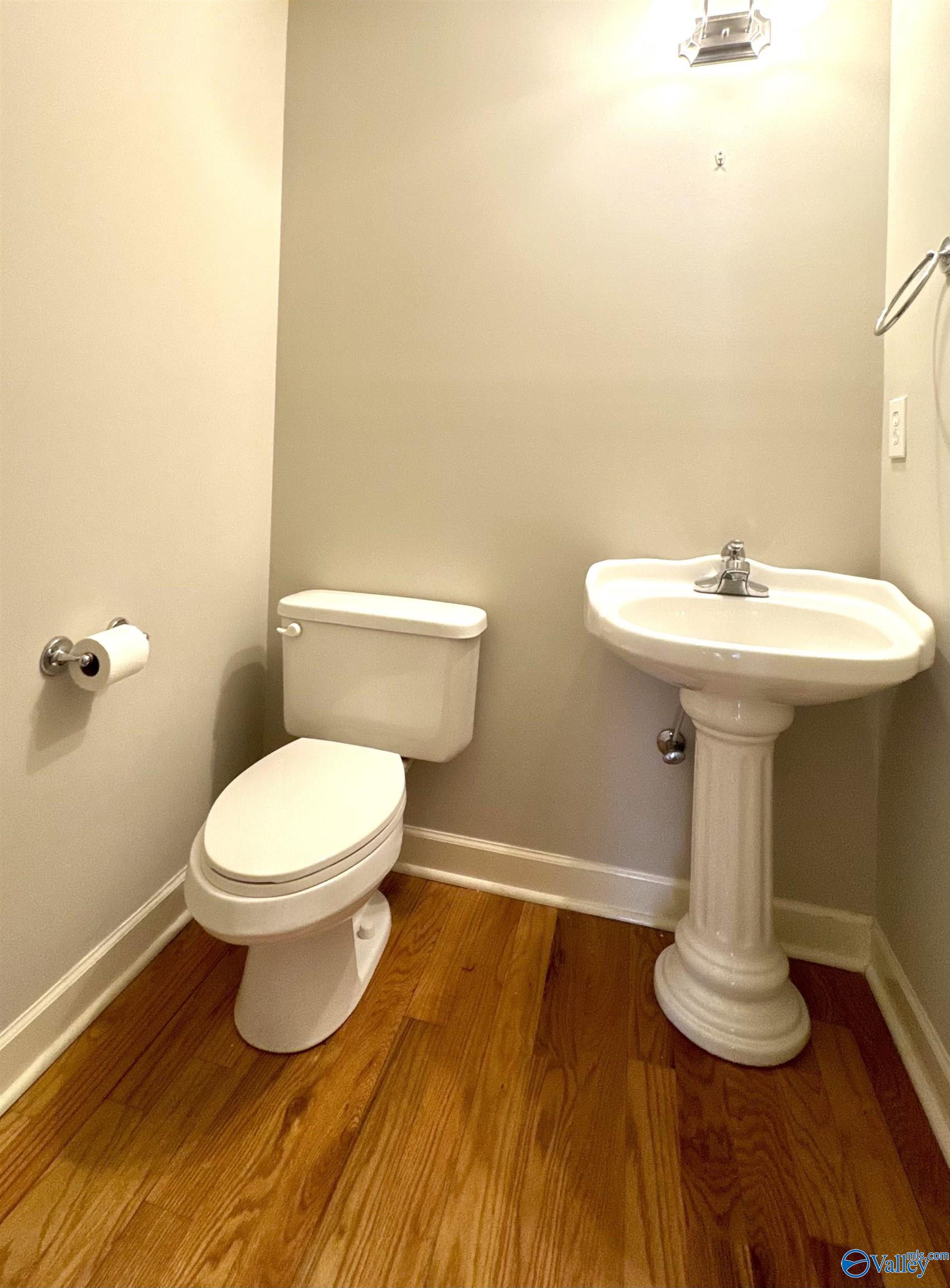 114 Ada Drive SE
