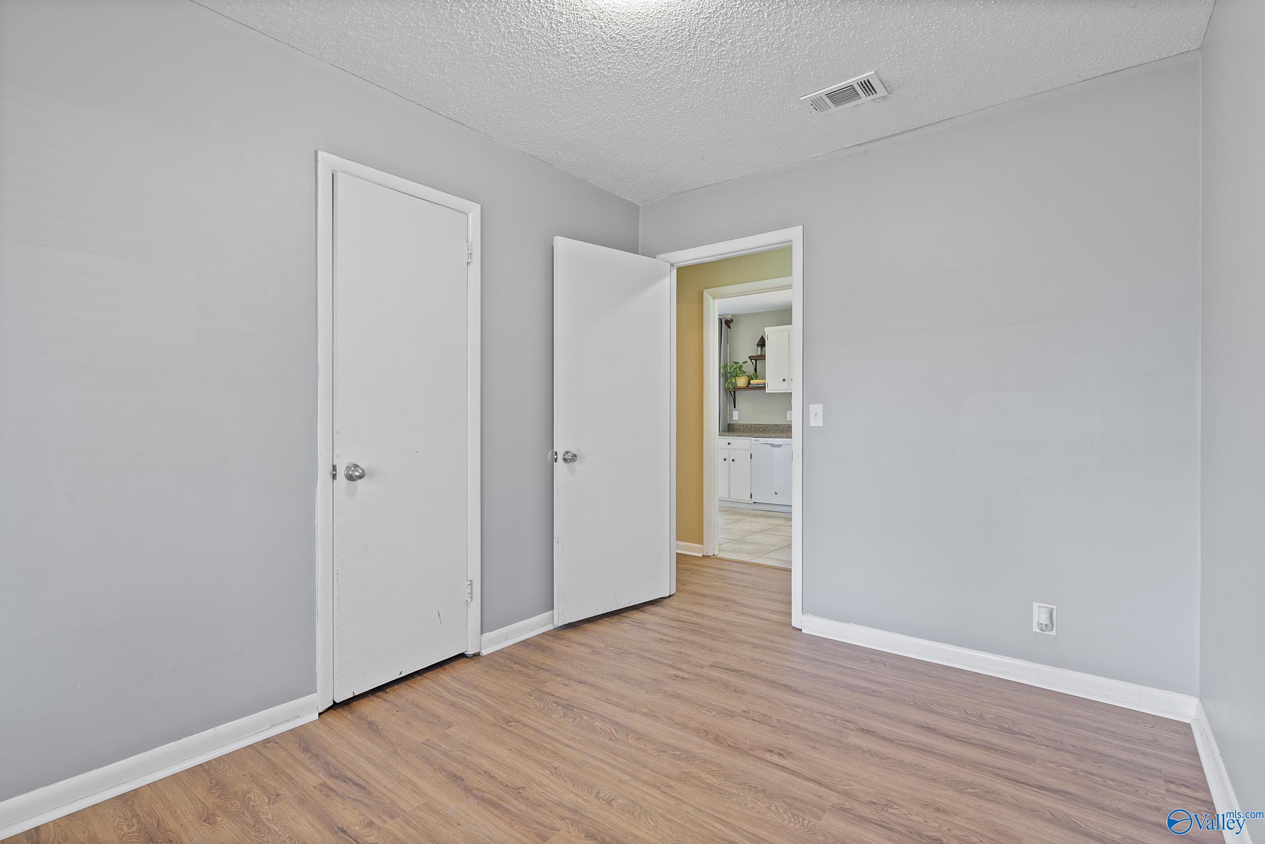 14022 Wyandotte Drive