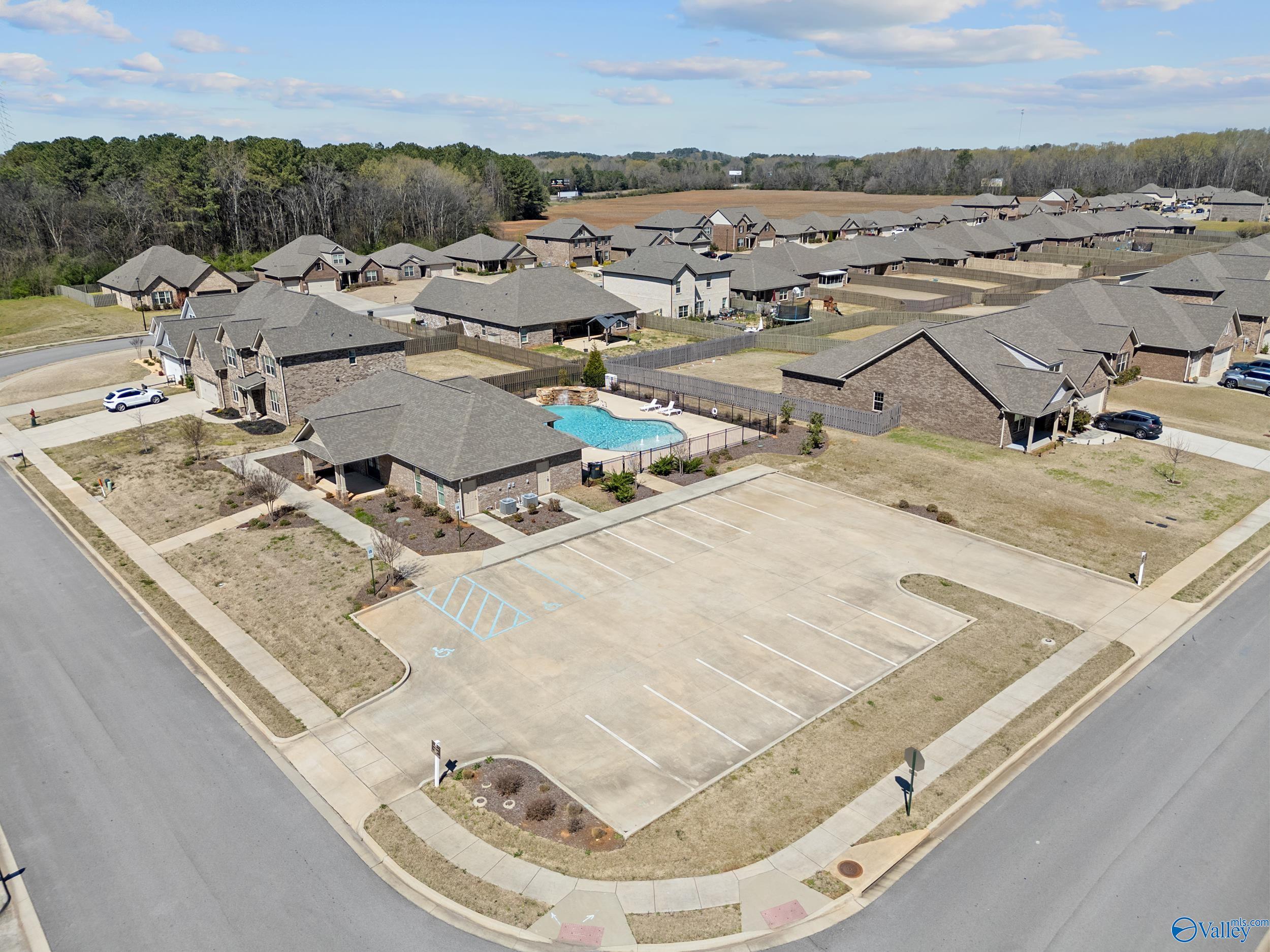 354 Willow Bank Circle