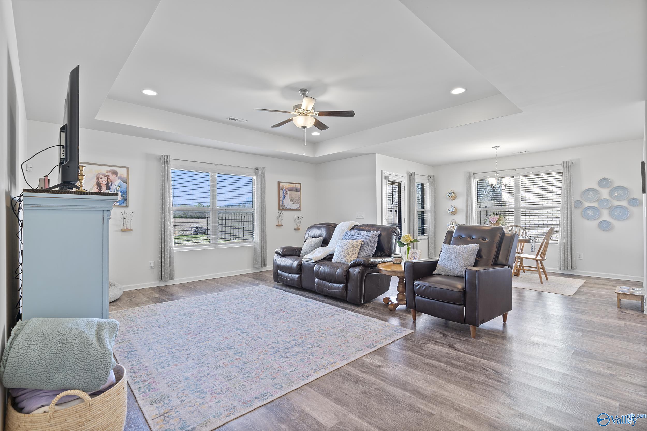 354 Willow Bank Circle