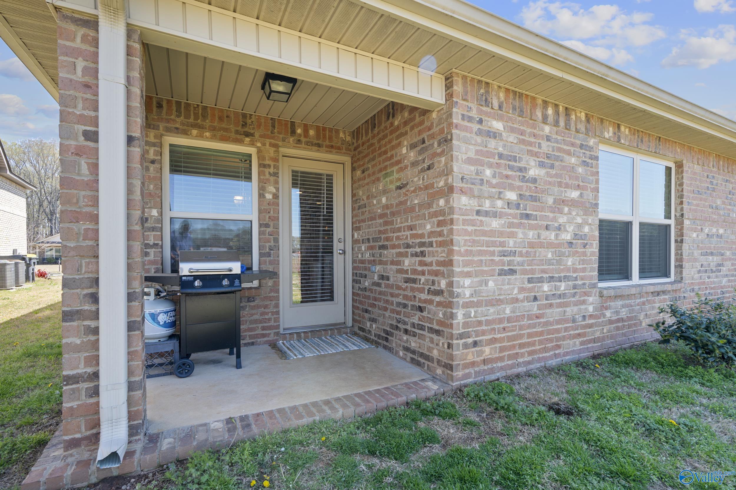 354 Willow Bank Circle