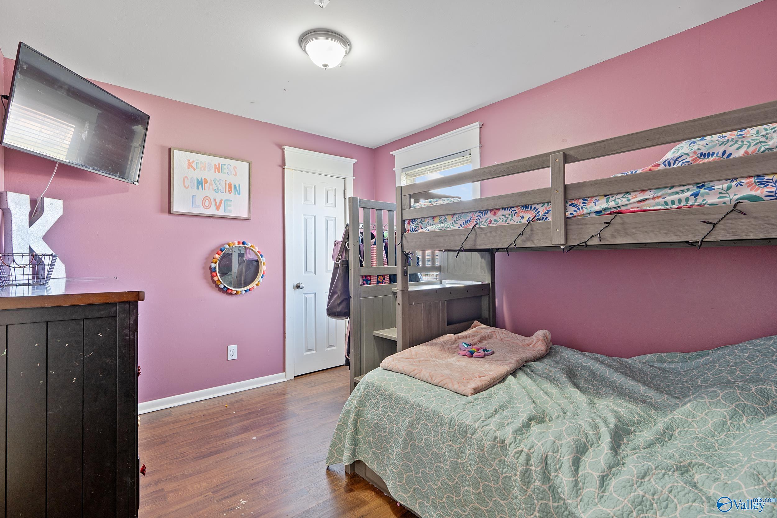 2121 Villaret Drive