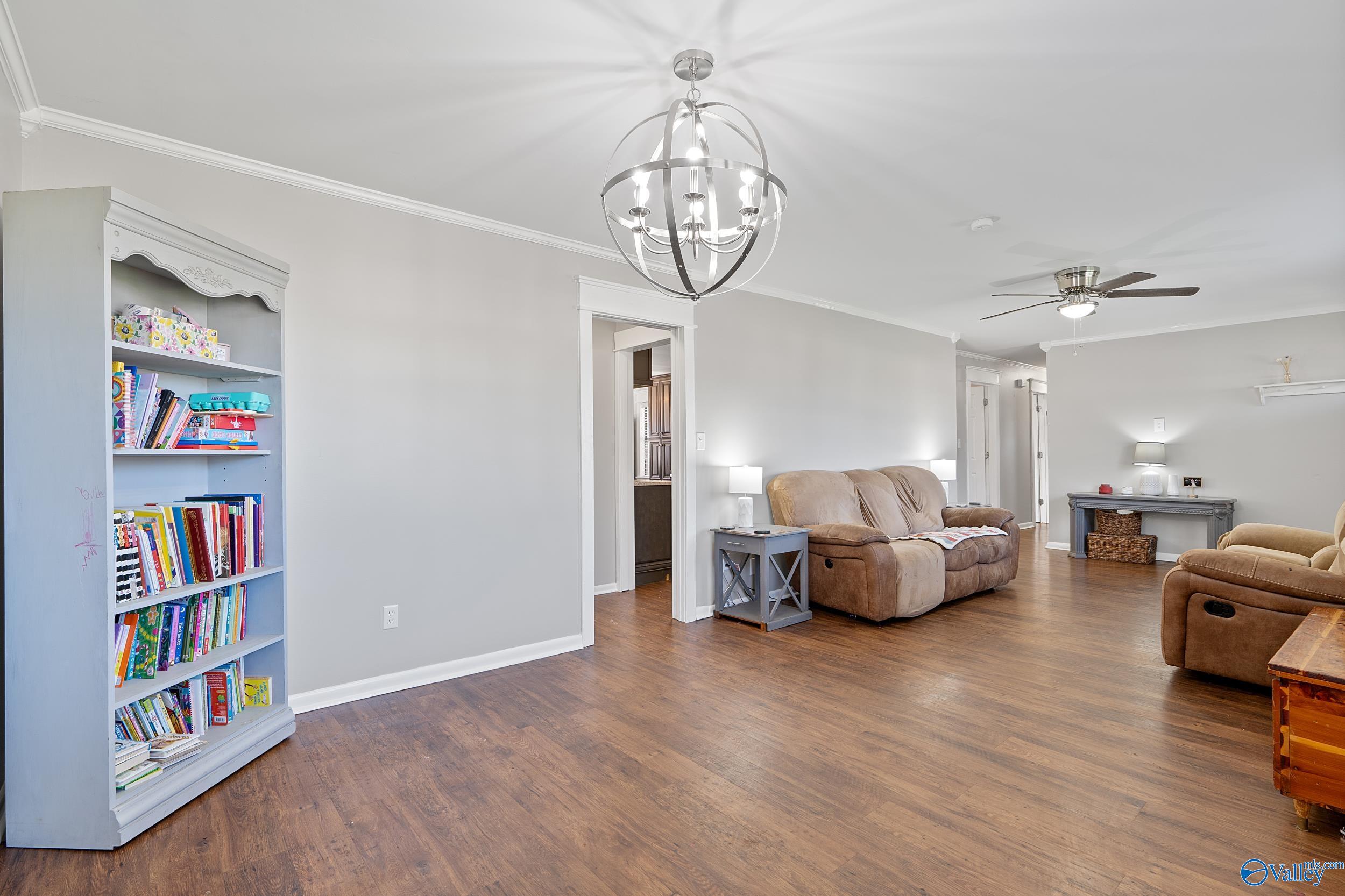 2121 Villaret Drive