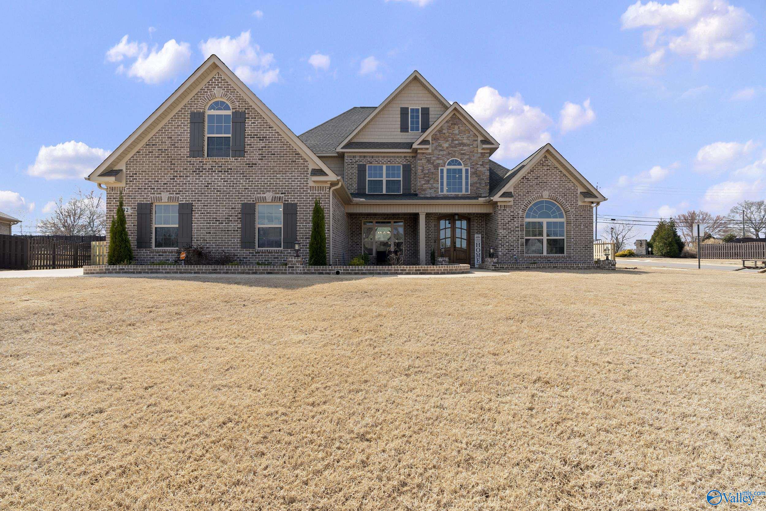 332 Kendallwood Drive