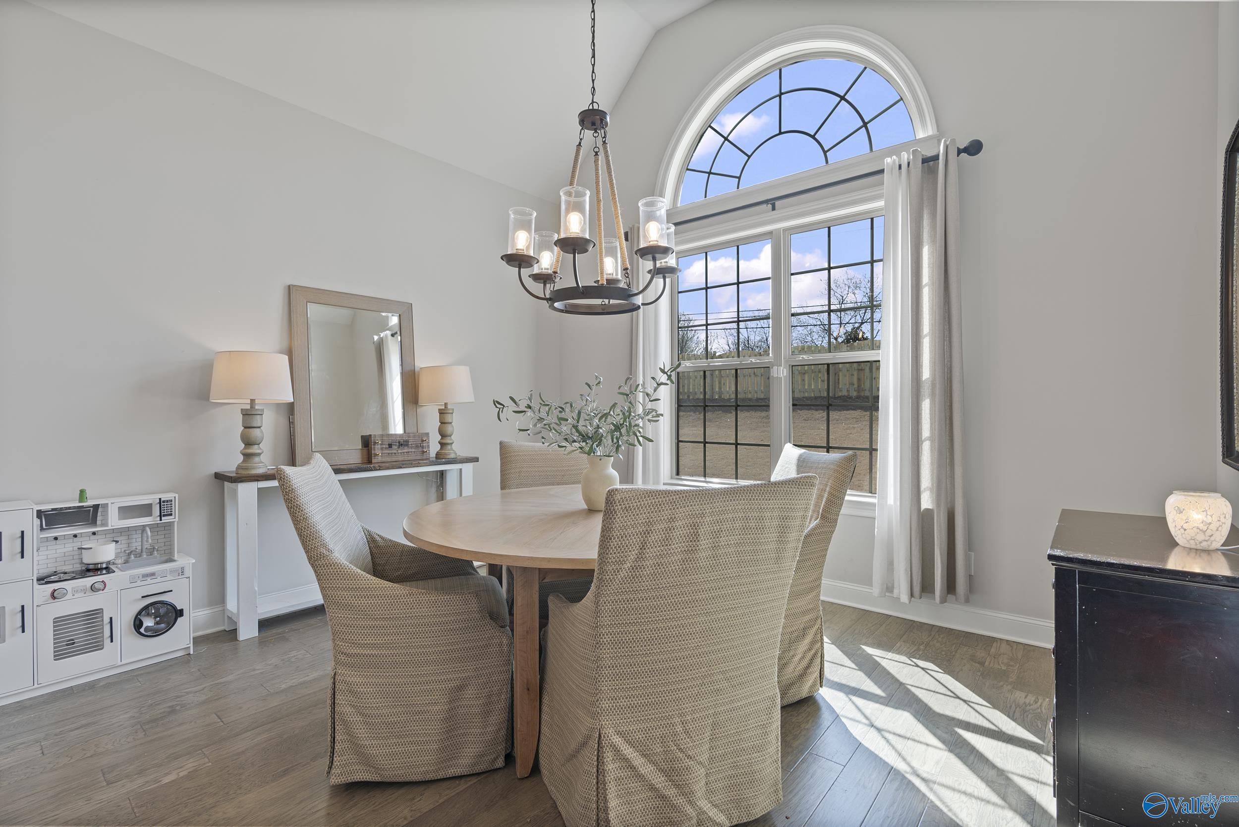 332 Kendallwood Drive