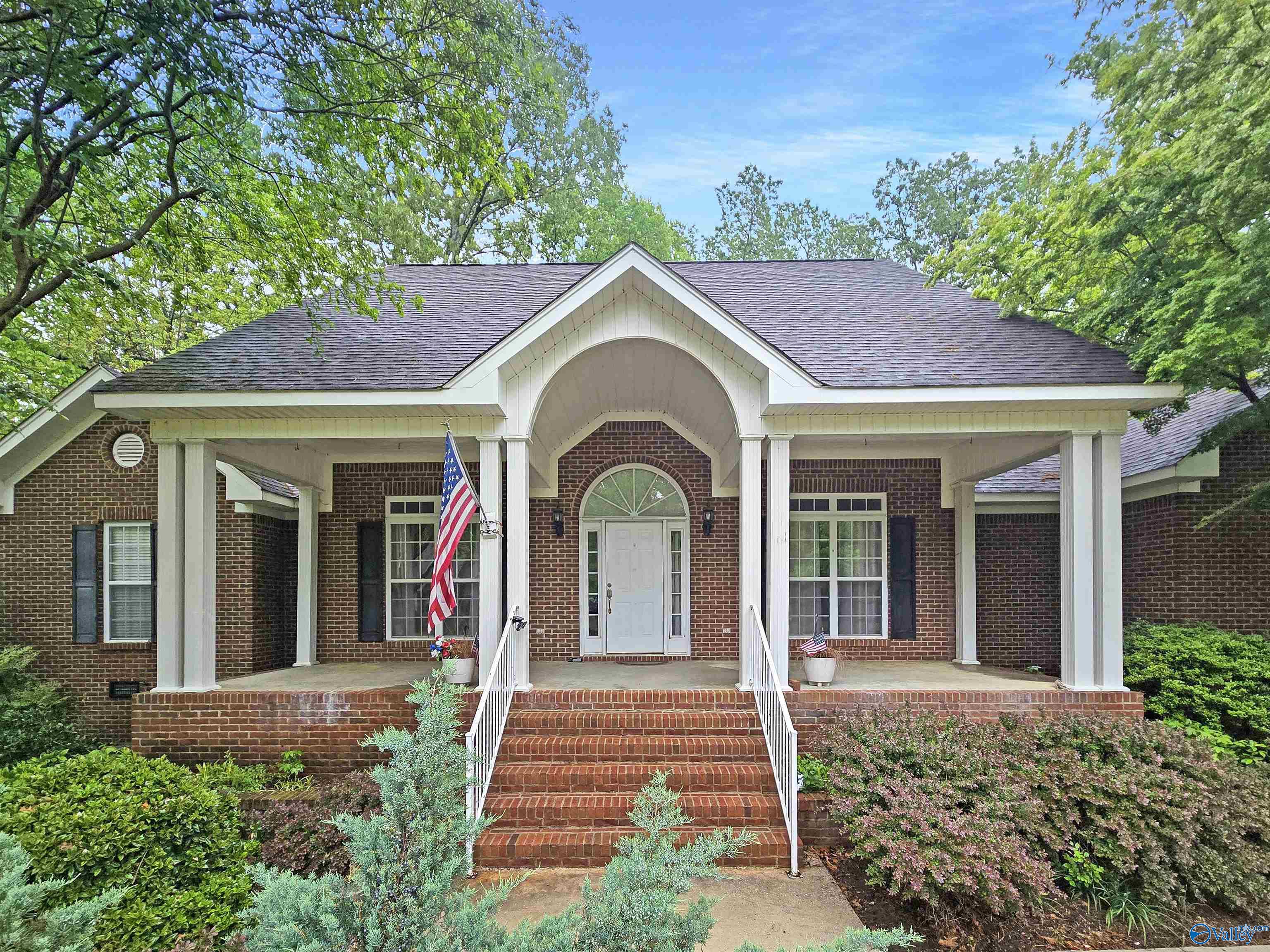 125 Turtle Bend Drive