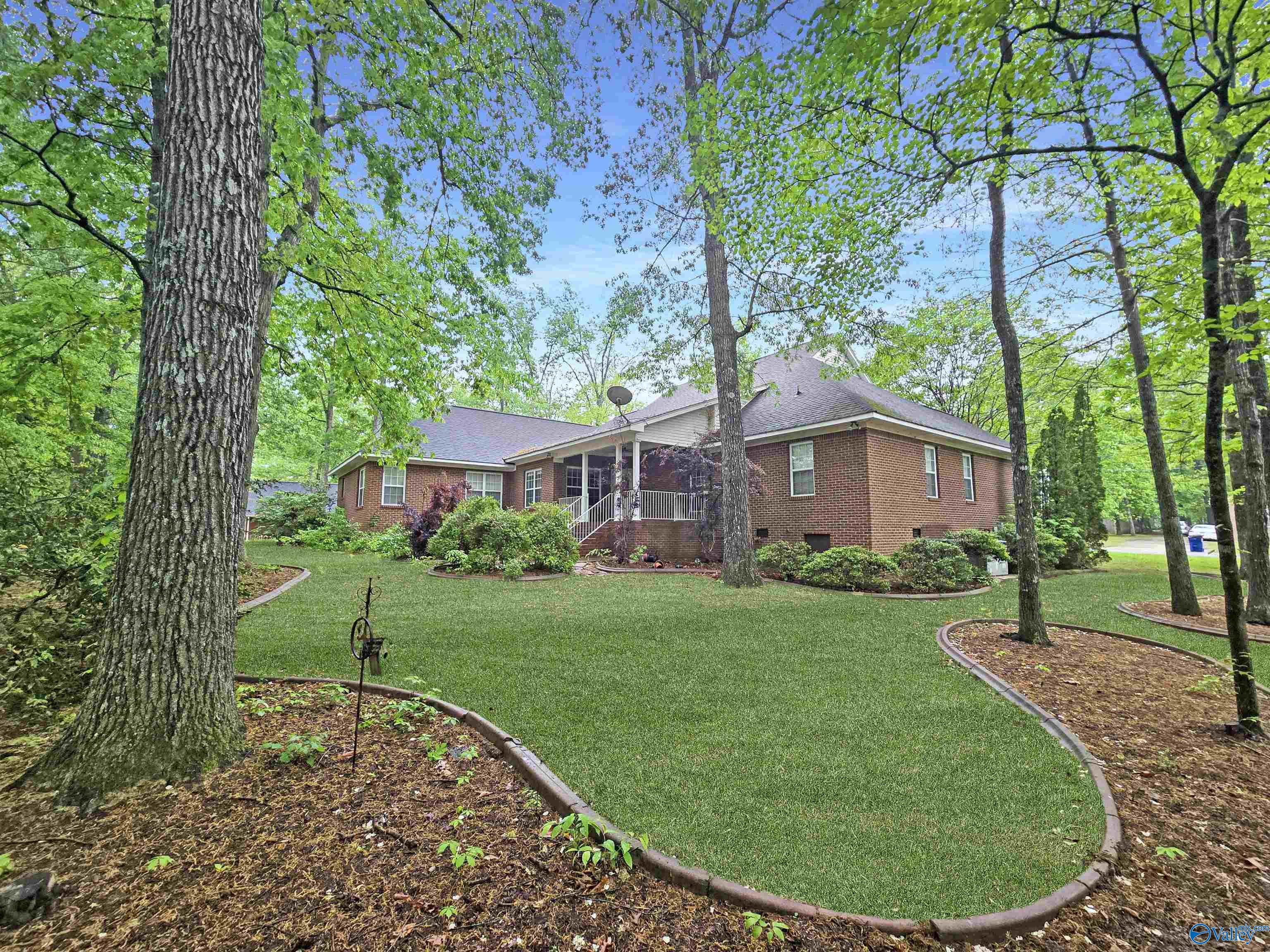 125 Turtle Bend Drive