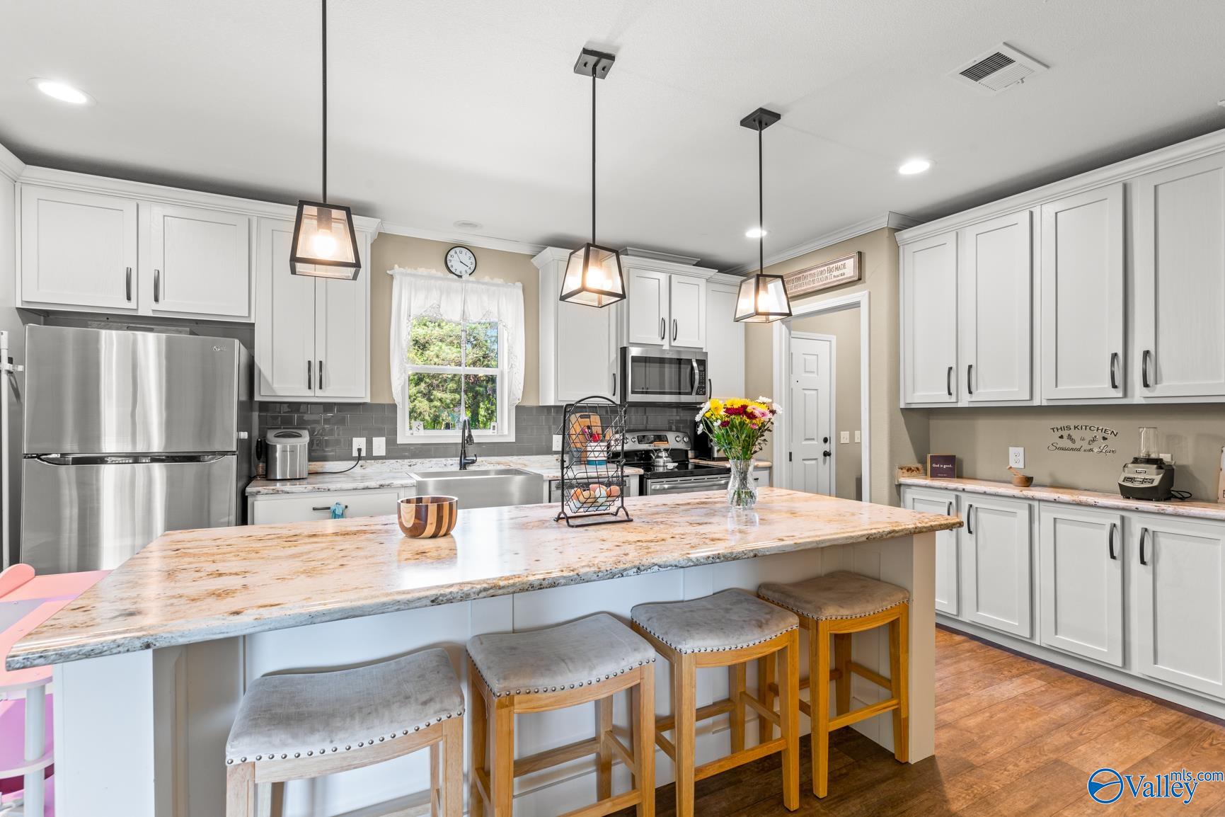 959 N Johnson Chapel Road