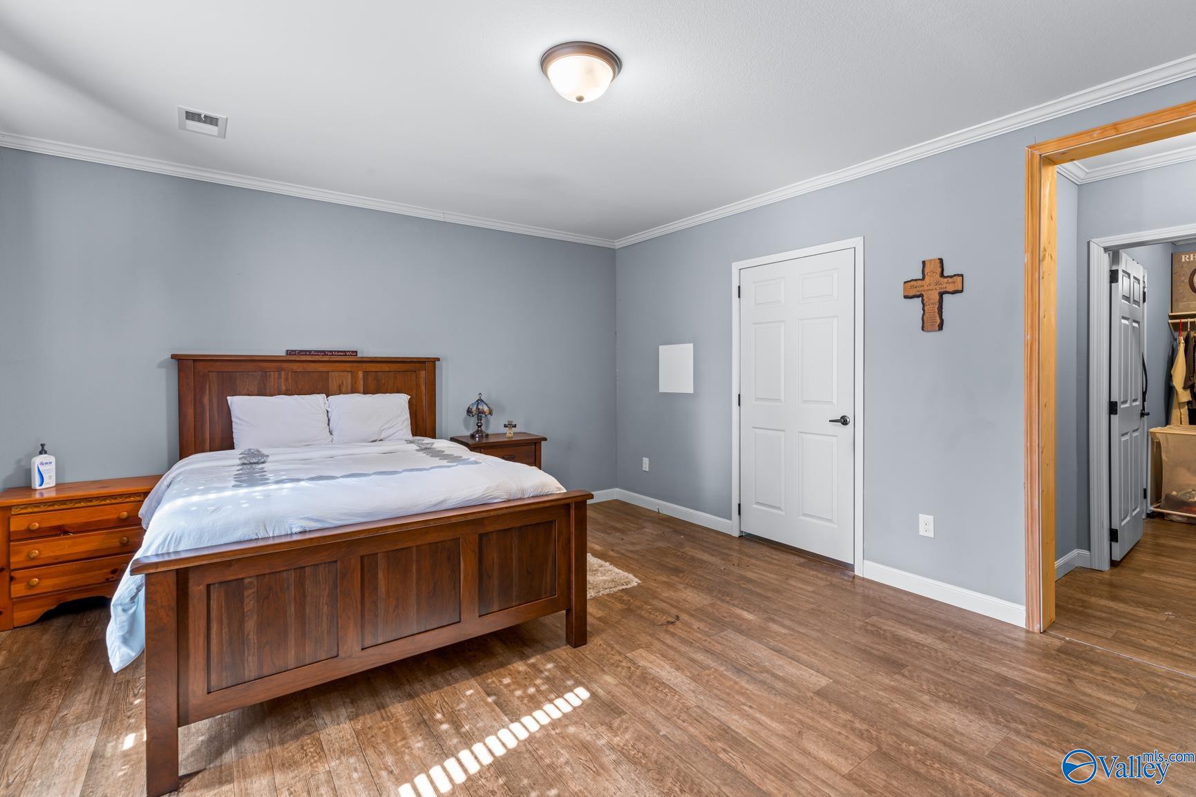 959 N Johnson Chapel Road