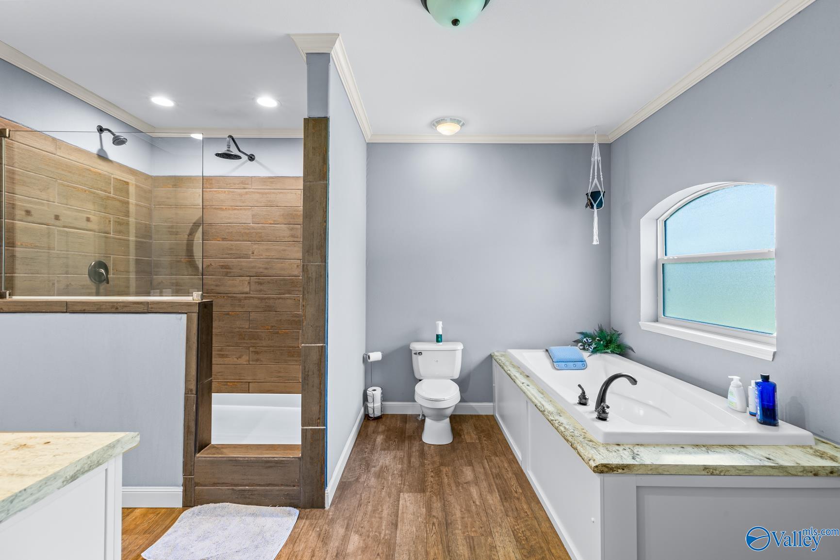 959 N Johnson Chapel Road