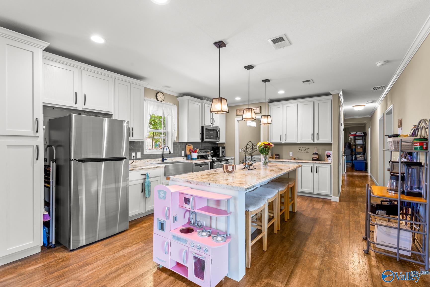 959 N Johnson Chapel Road