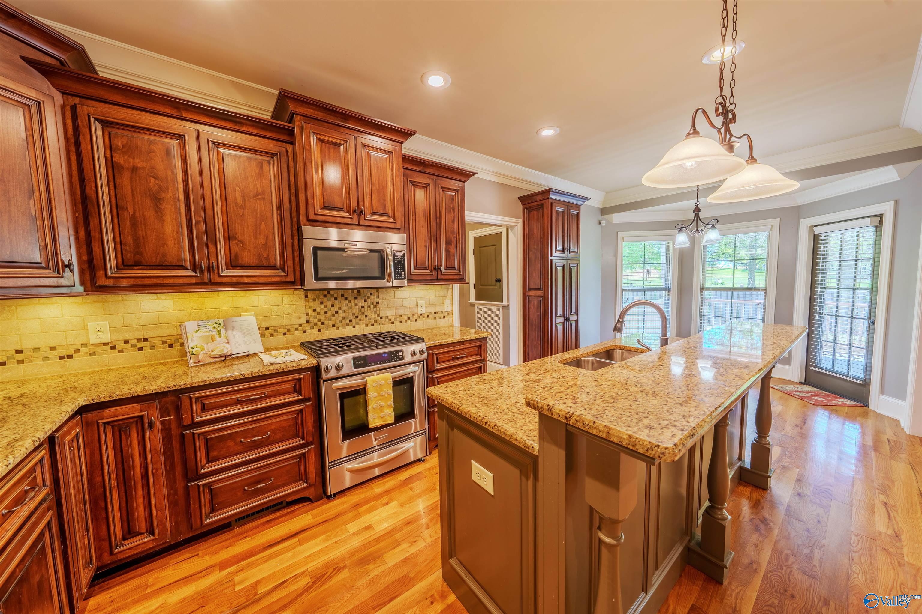 24908 Grovehill Lane
