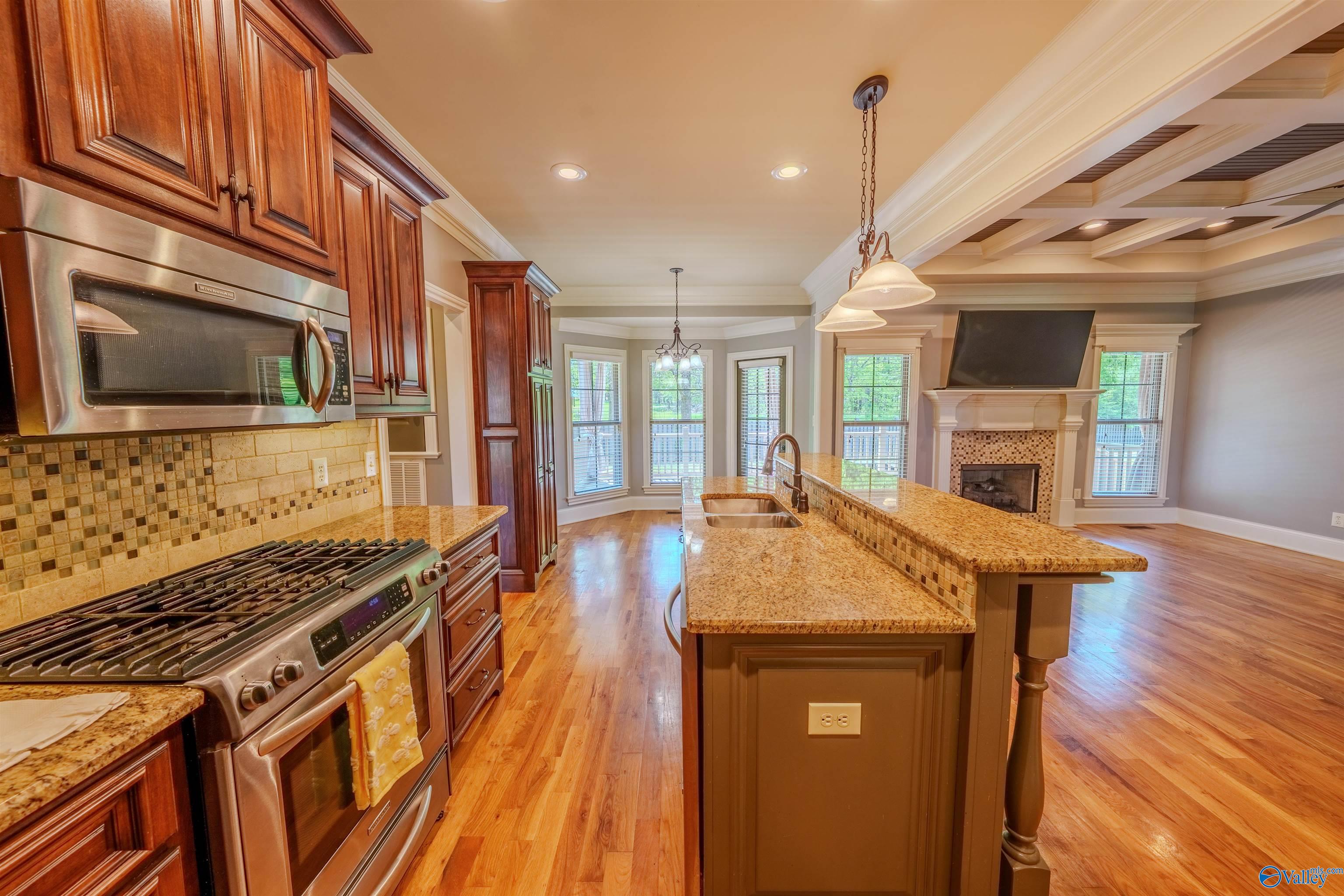 24908 Grovehill Lane