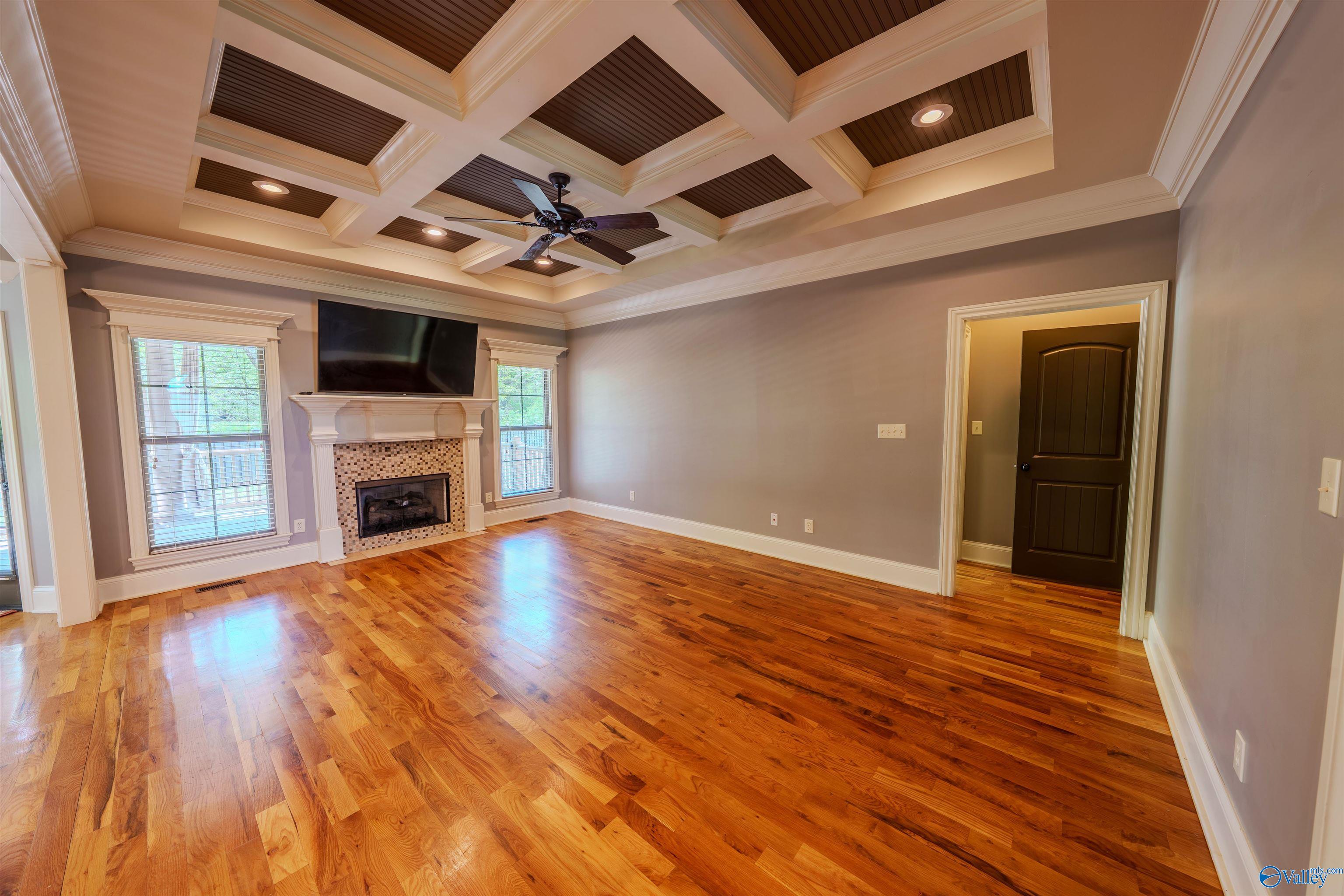 24908 Grovehill Lane