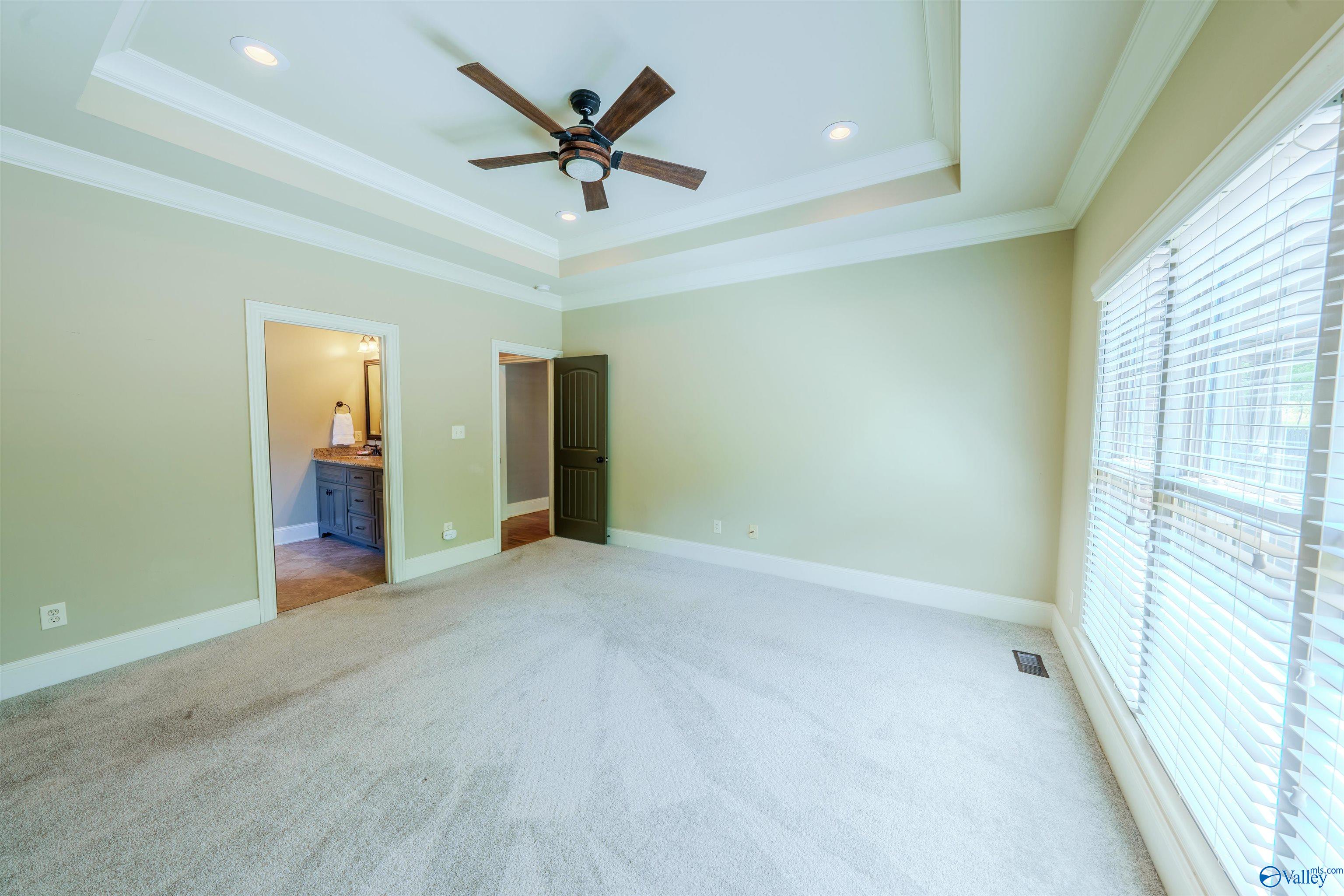 24908 Grovehill Lane