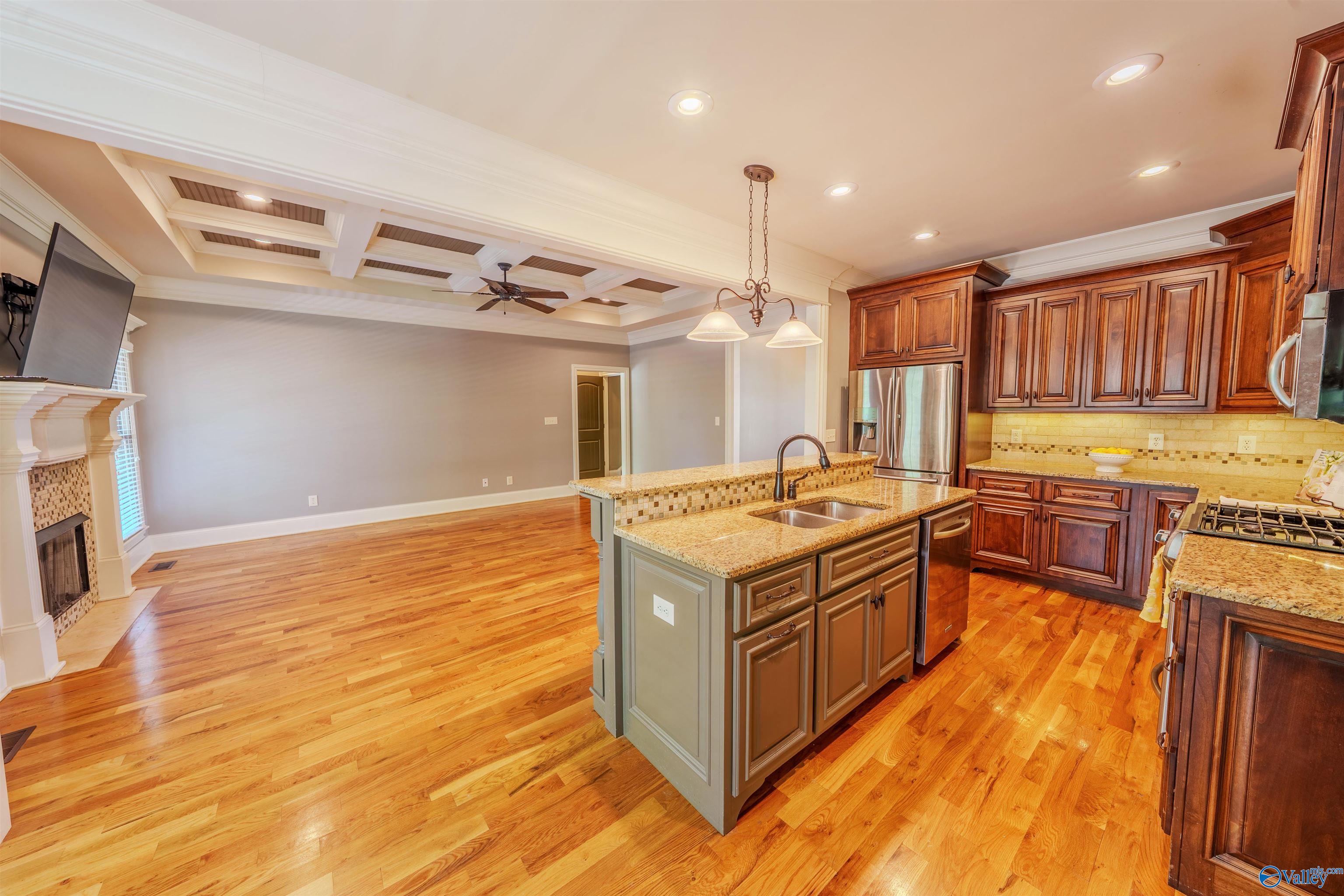 24908 Grovehill Lane