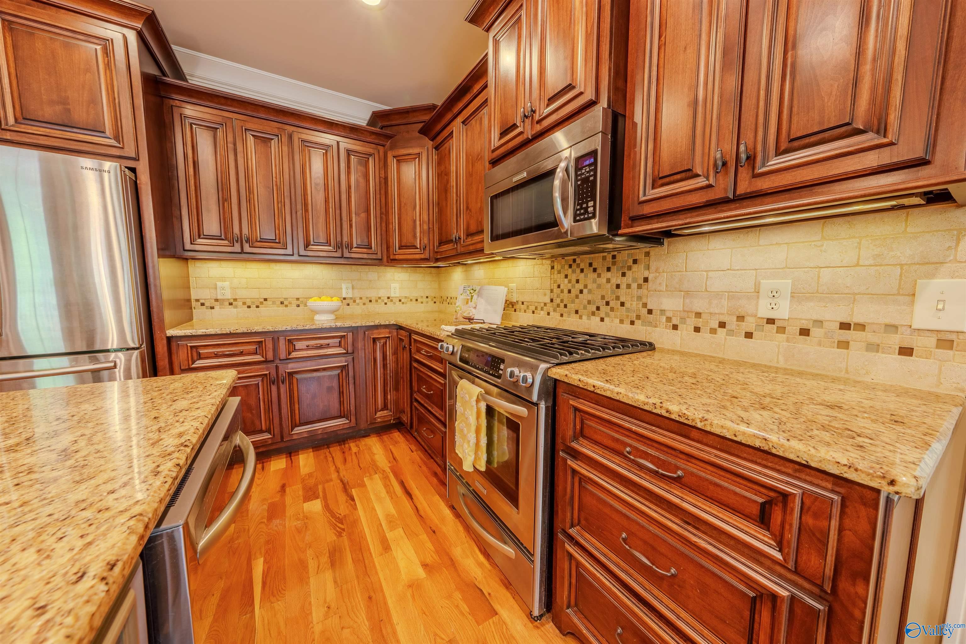 24908 Grovehill Lane