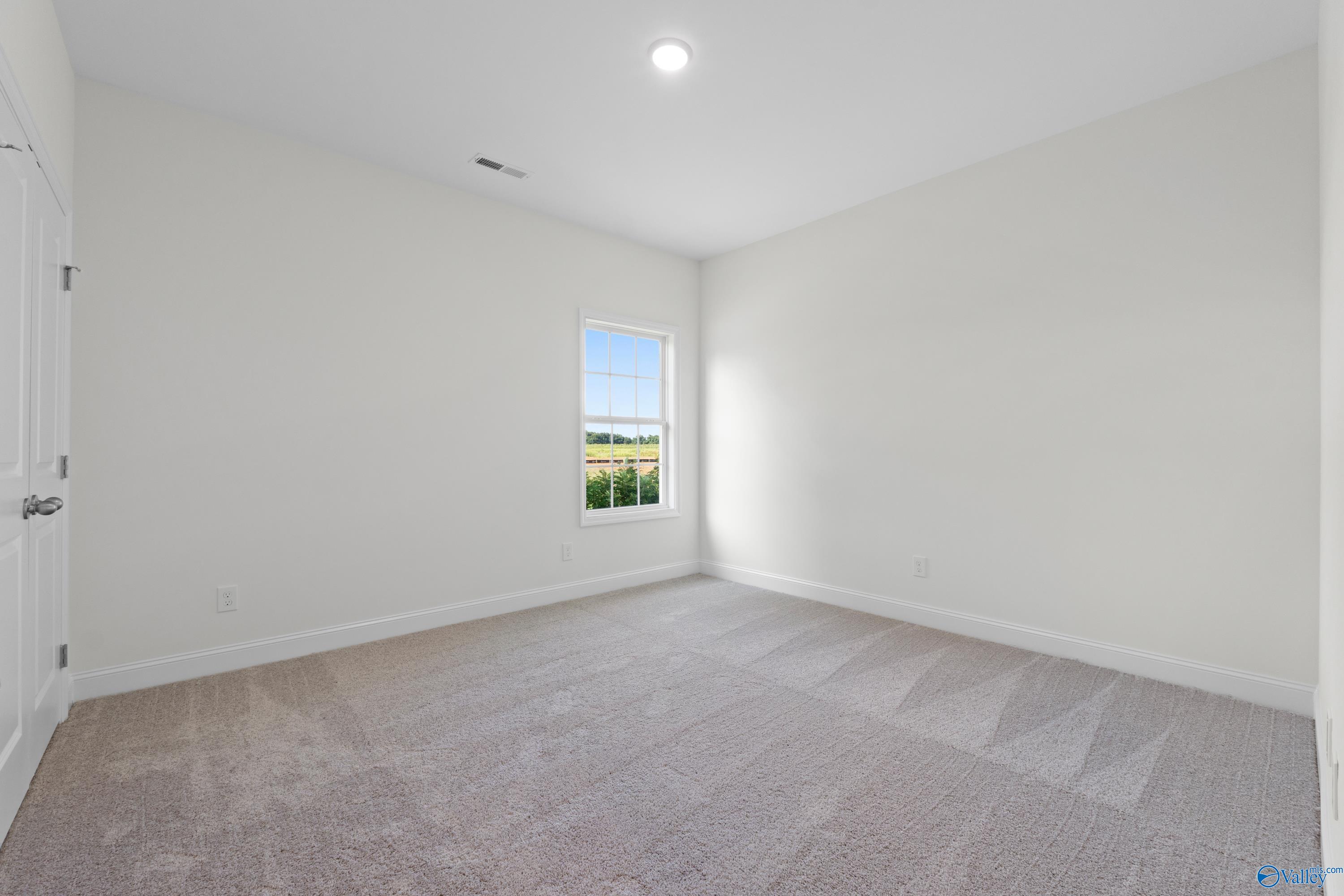 29142 Canoe Circle