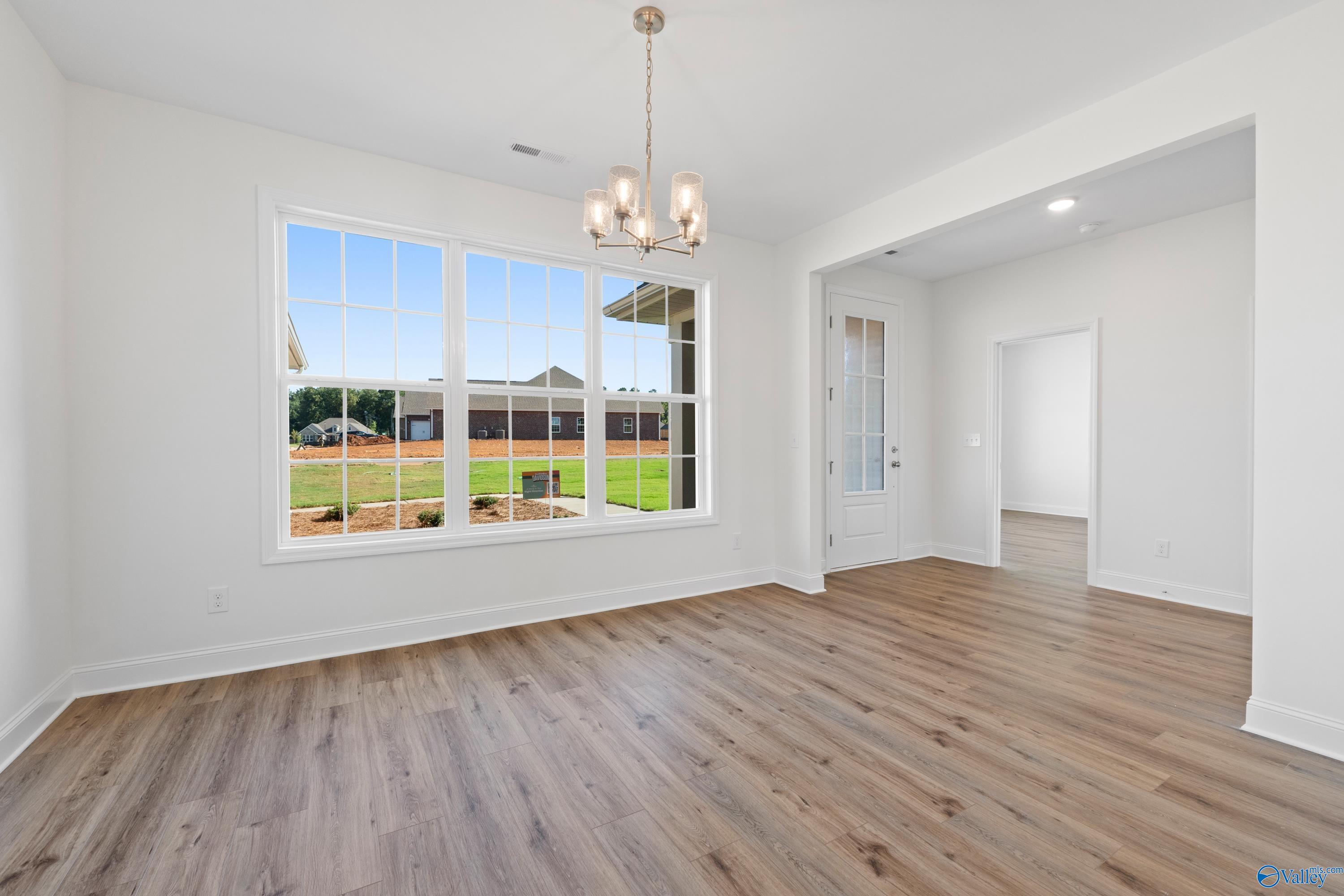 29142 Canoe Circle