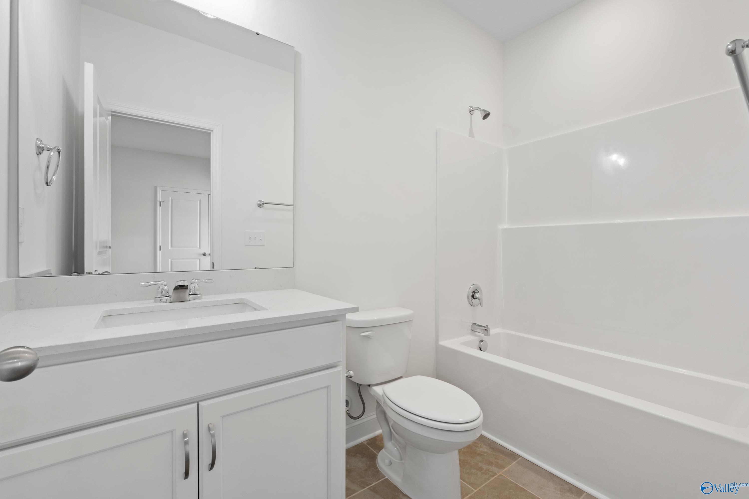 29142 Canoe Circle